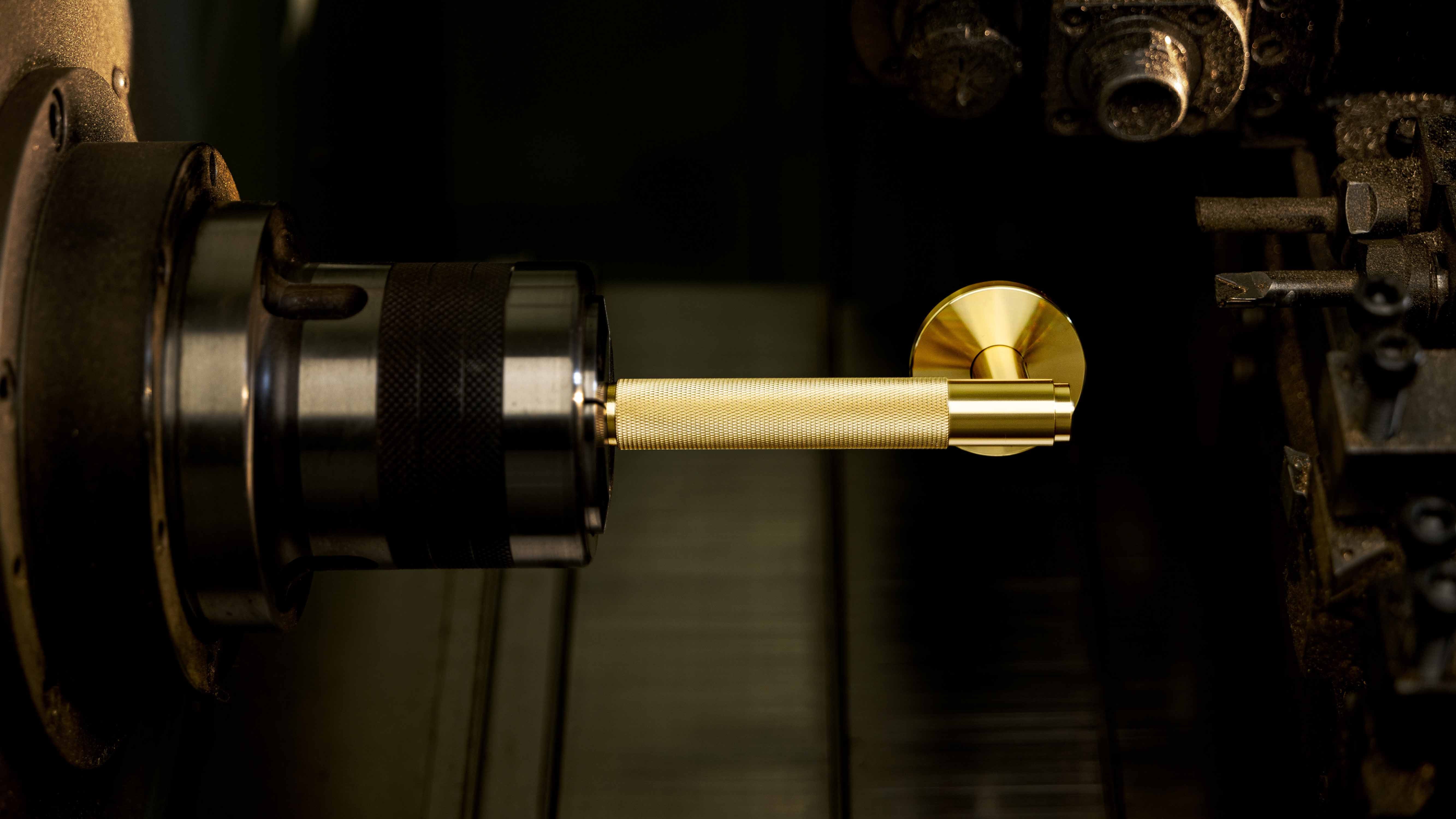 THE PERFECT KNURL FOR THE PERFECT FEEL