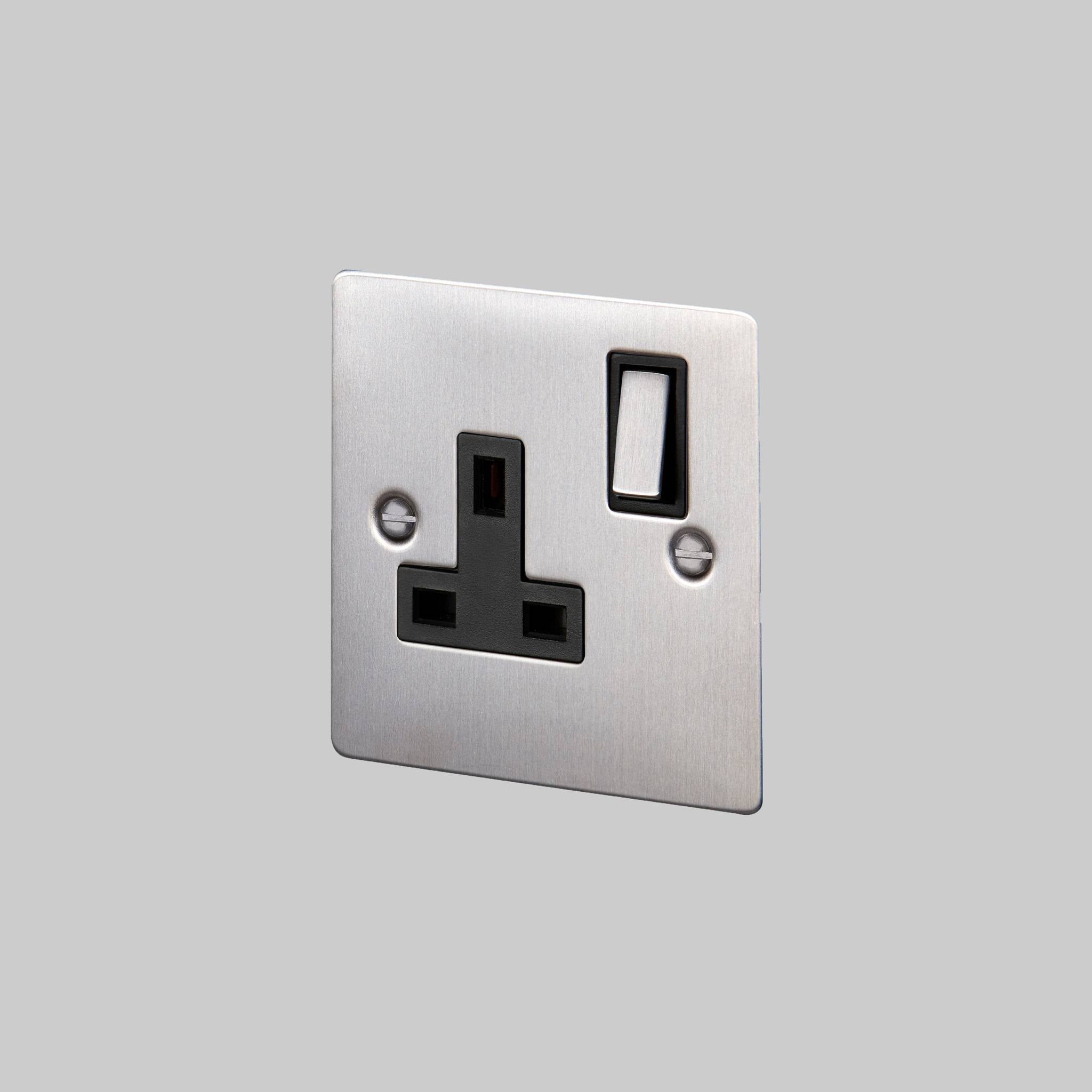 1G UK PLUG SOCKET