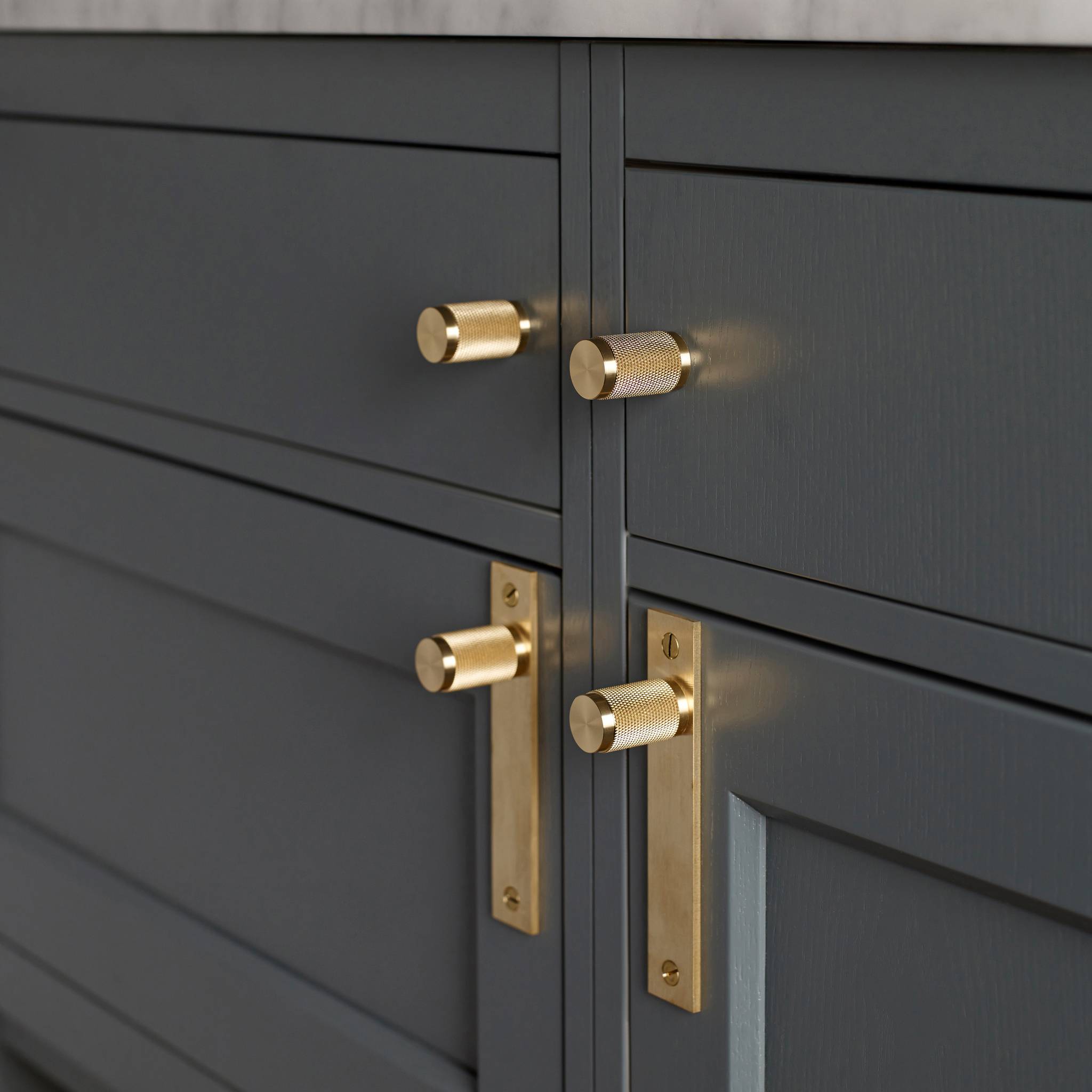 FURNITURE KNOB / PLATE / CROSS