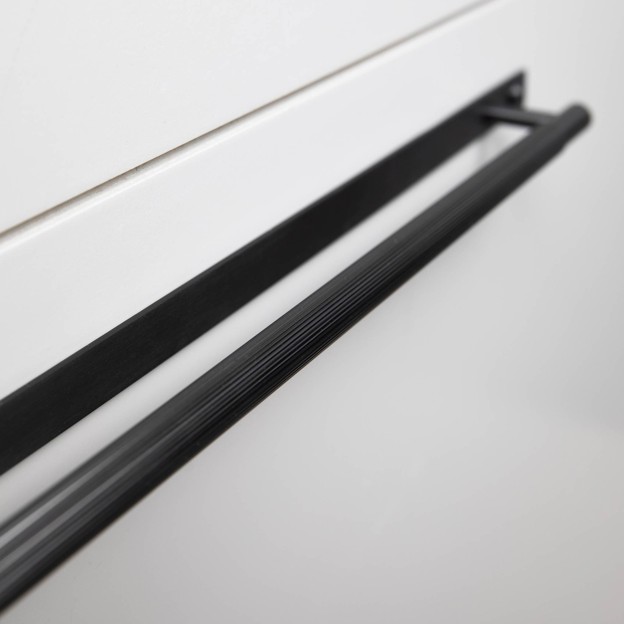 PULL BAR / PLATE / LINEAR