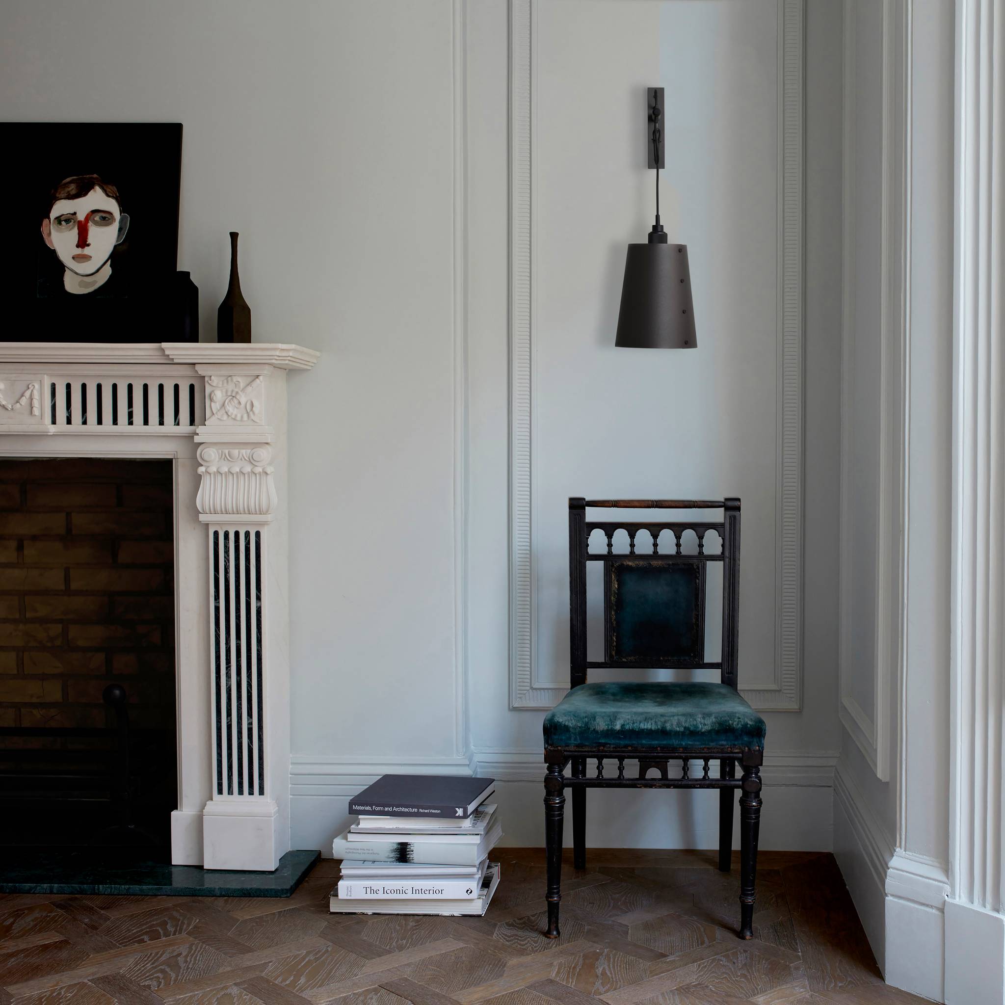 HOOKED WALL / CROSS / LARGE / GRAPHITE