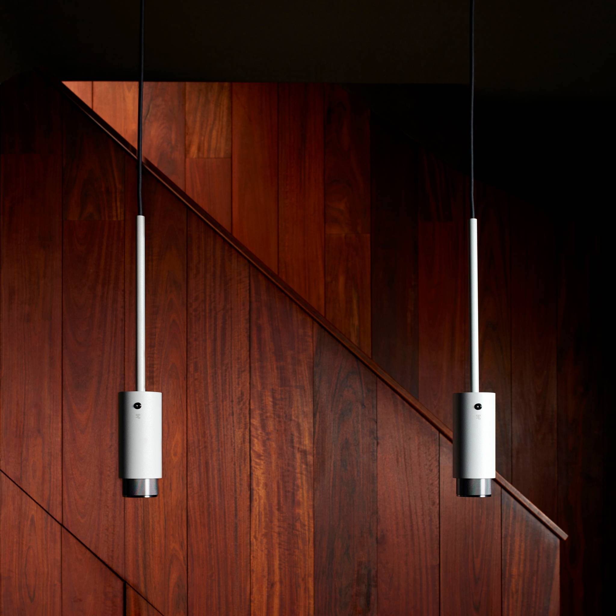 EXHAUST PENDANT / LINEAR  / STONE
