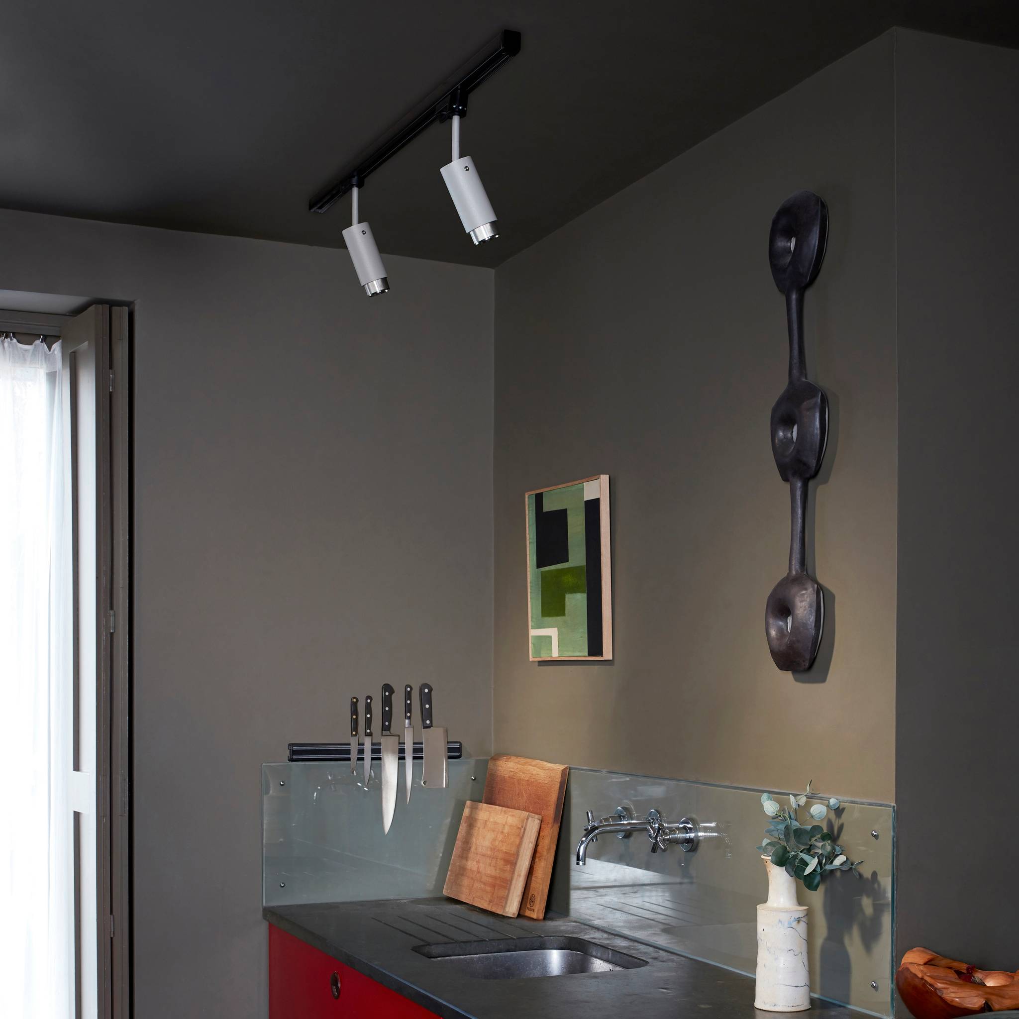 EXHAUST TRACK / CROSS / GRAPHITE