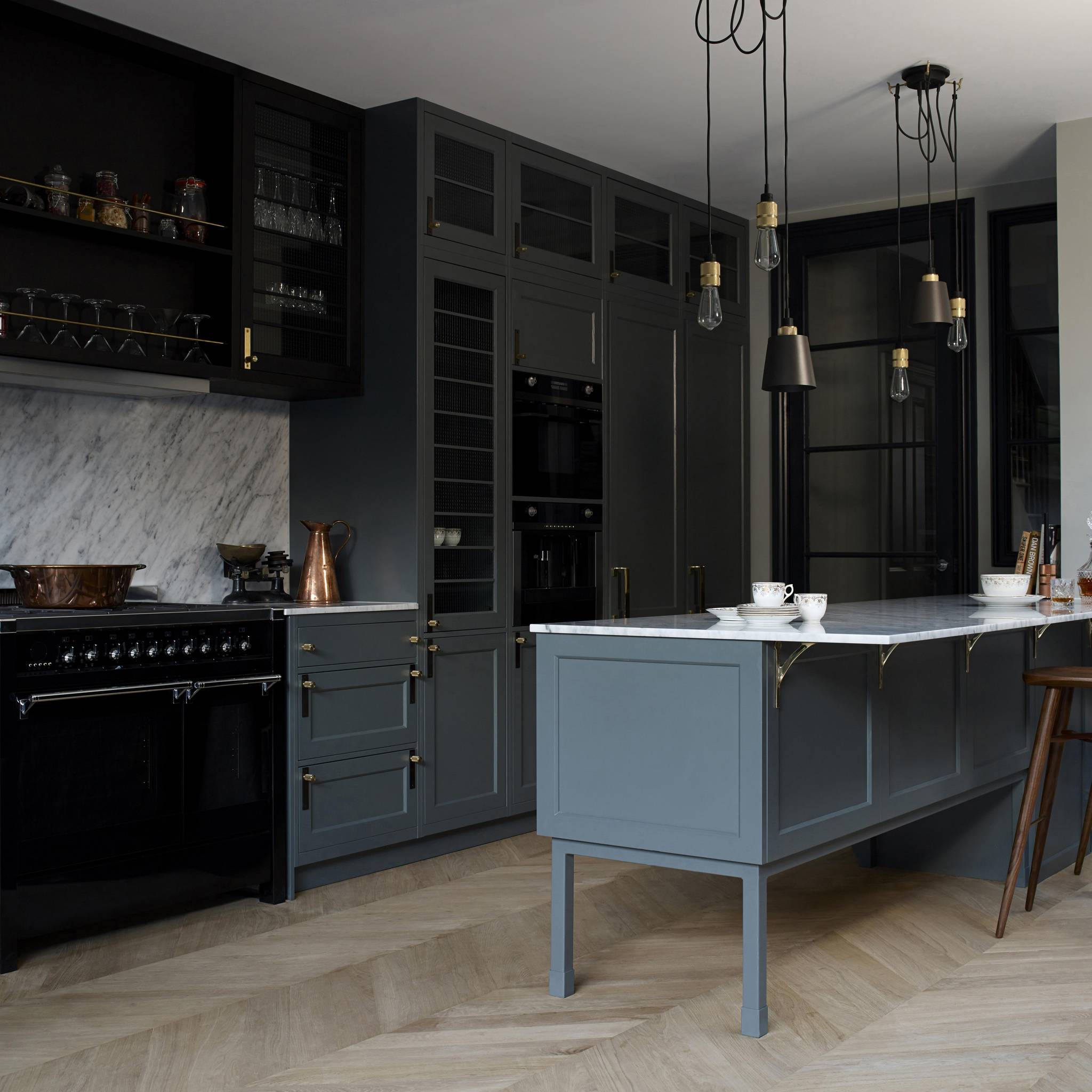 HOOKED 3.0 / MIX / CROSS / GRAPHITE