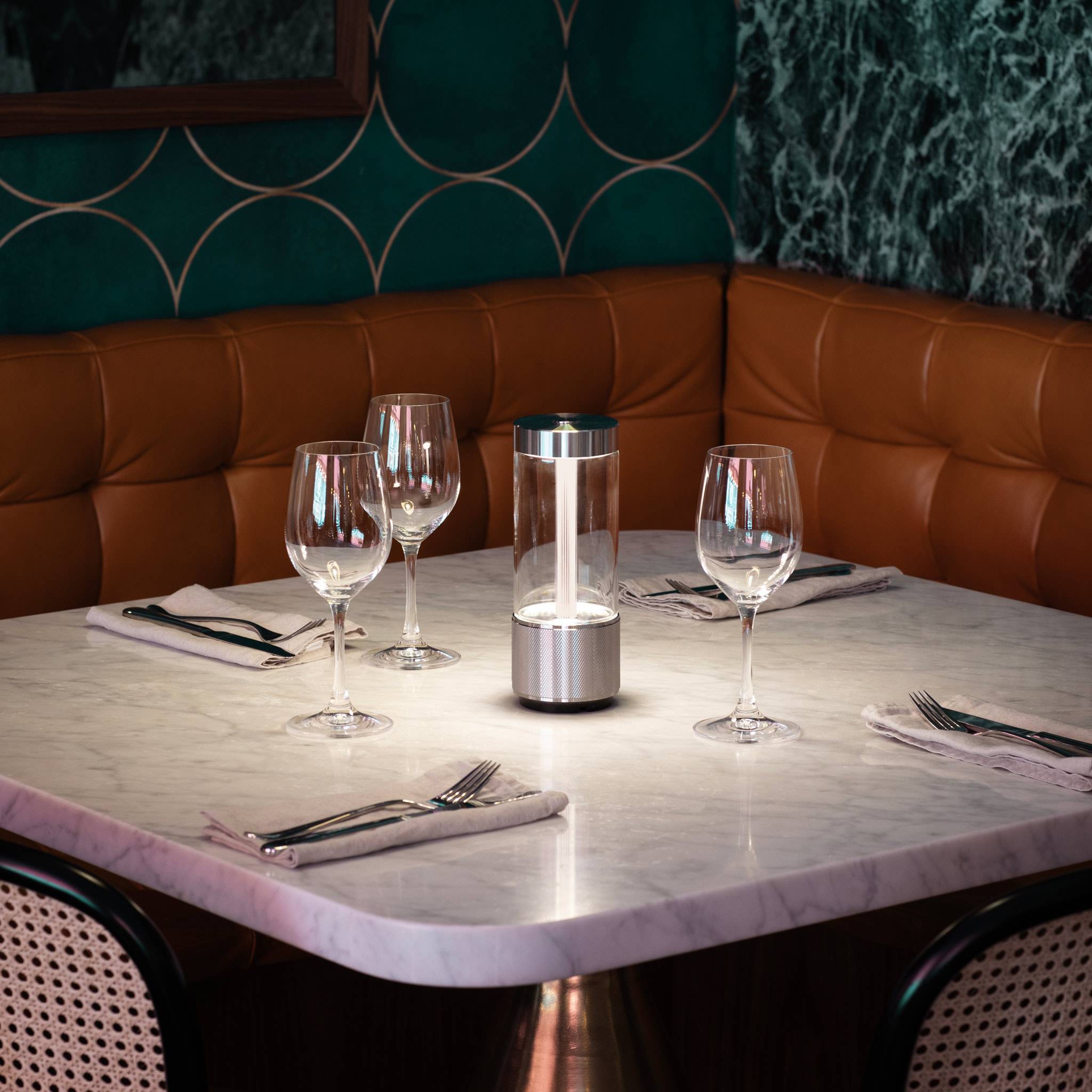 TAKEOUT / PORTABLE TABLE LIGHT