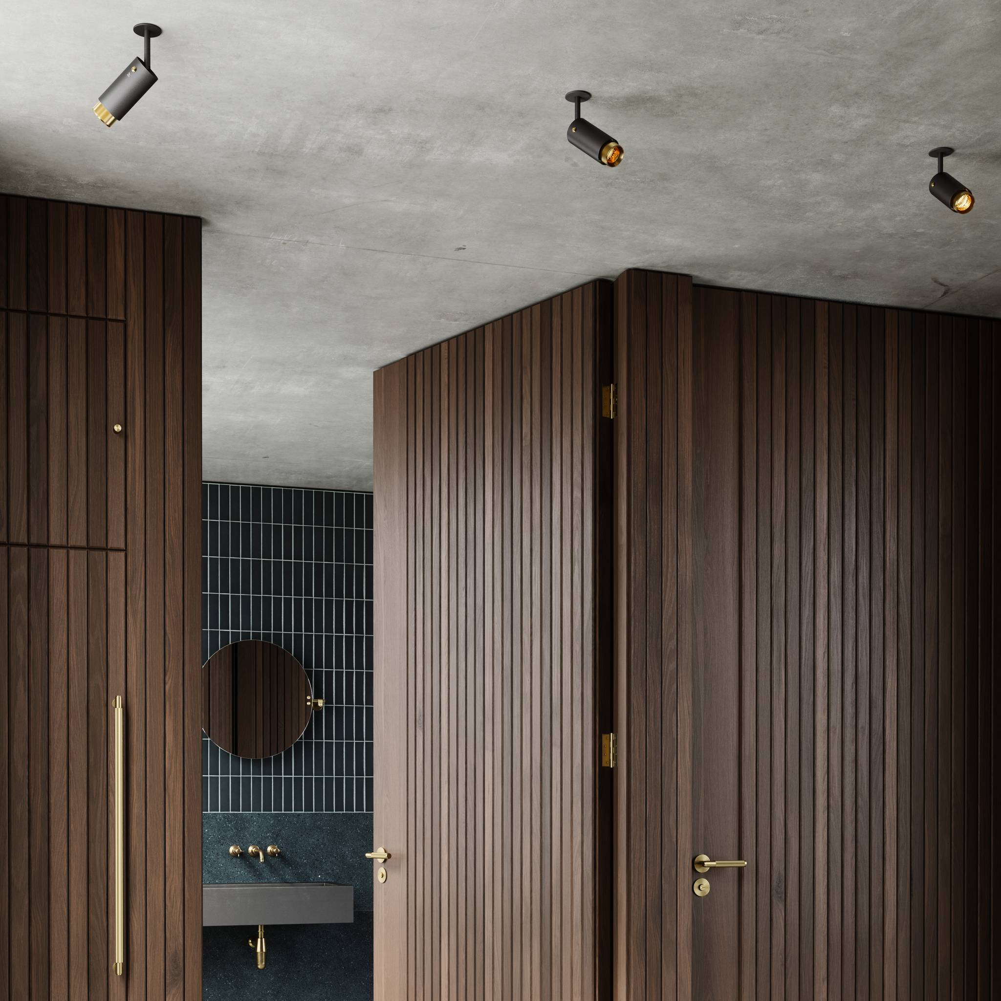 EXHAUST SPOT / LINEAR / GRAPHITE