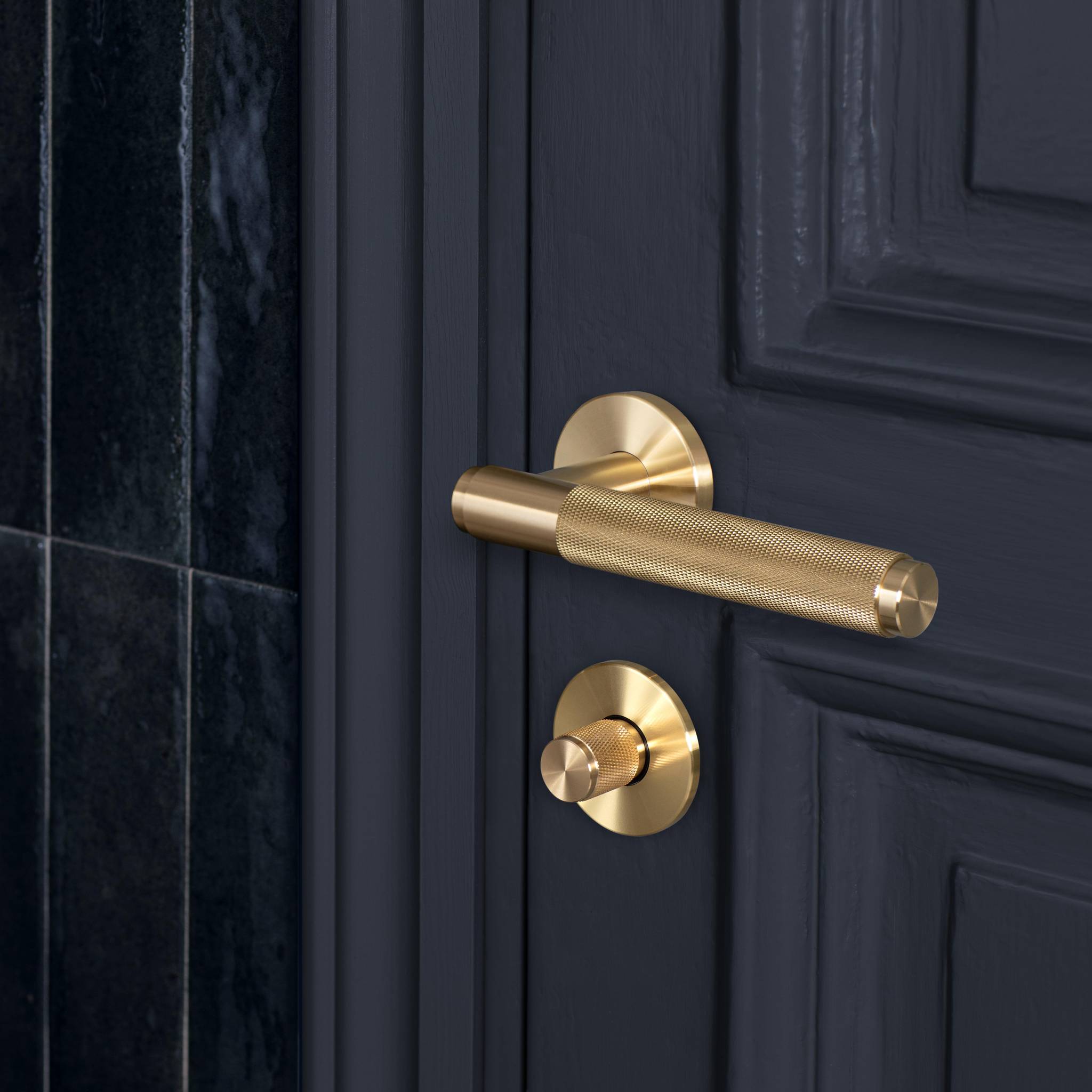 DOOR HANDLE SET / CROSS / SPRUNG