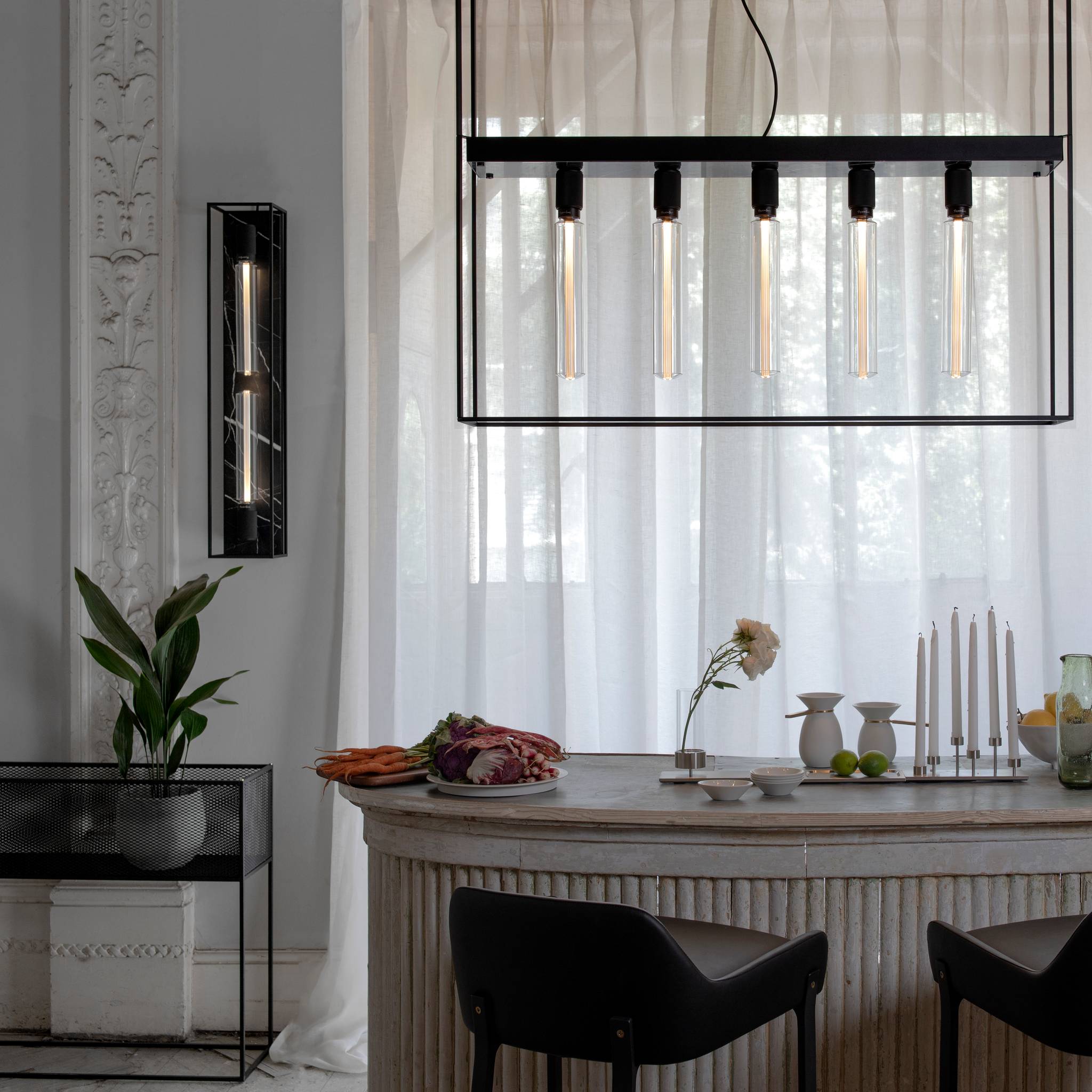 CAGED WALL / X-LARGE / CROSS