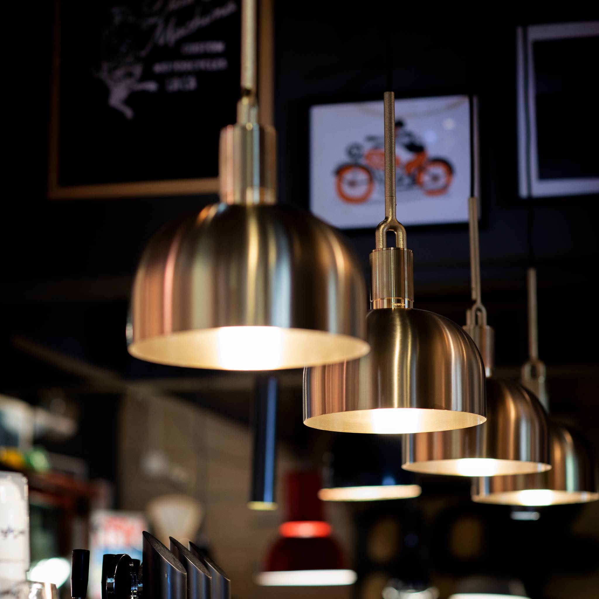 FORKED PENDANT / LINEAR / SHADE / MEDIUM