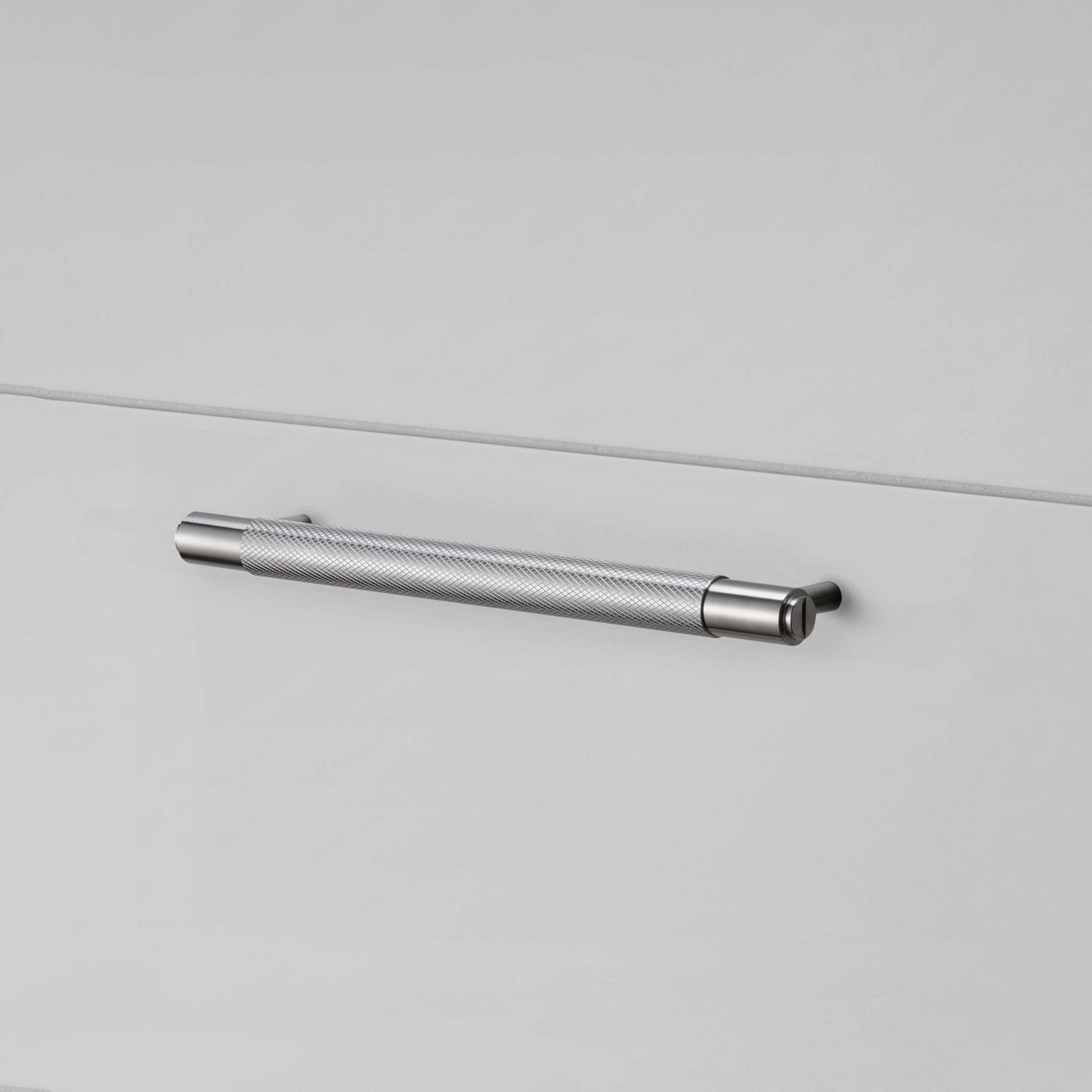 PULL BAR / CROSS