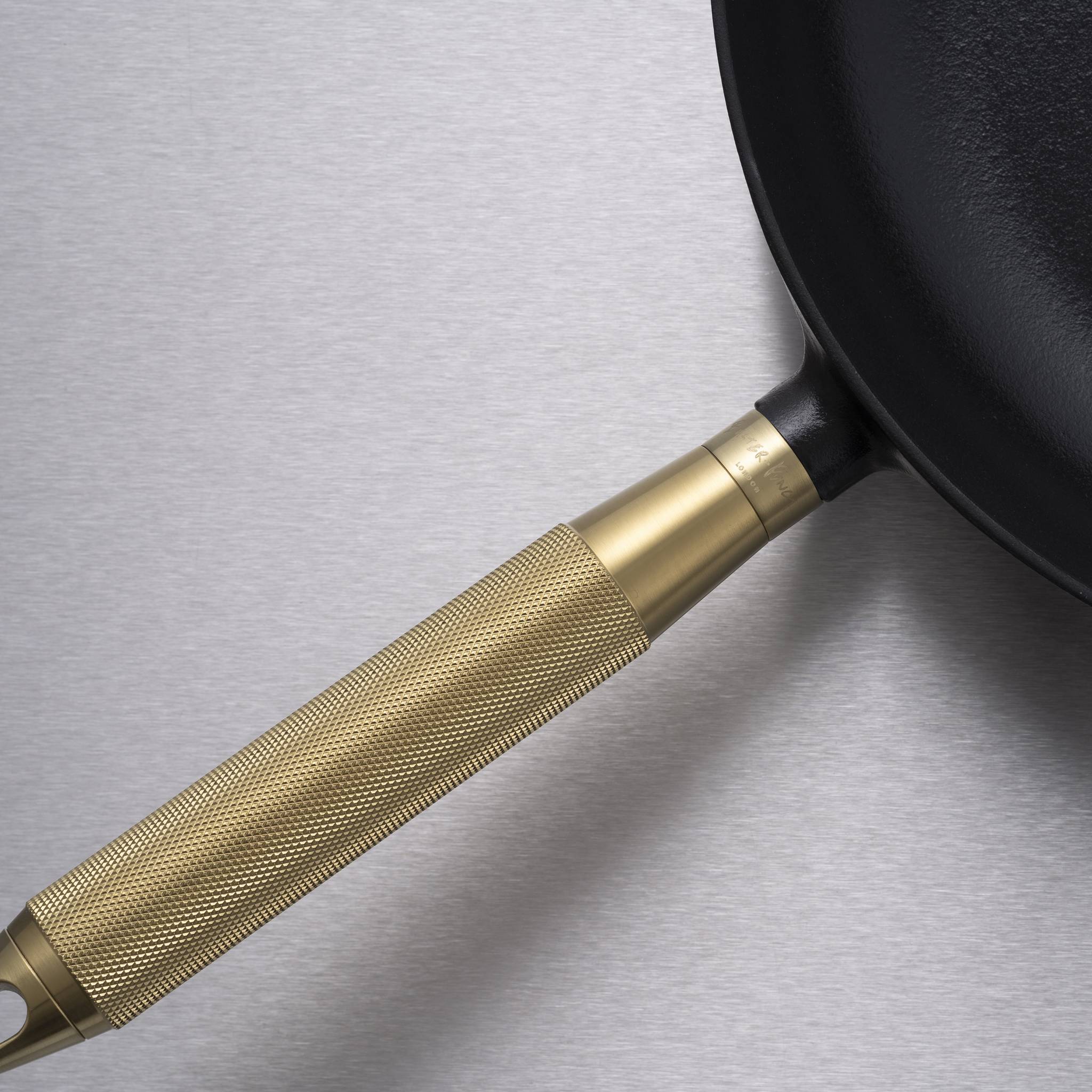 PAN / 28CM / CROSS / STAUB