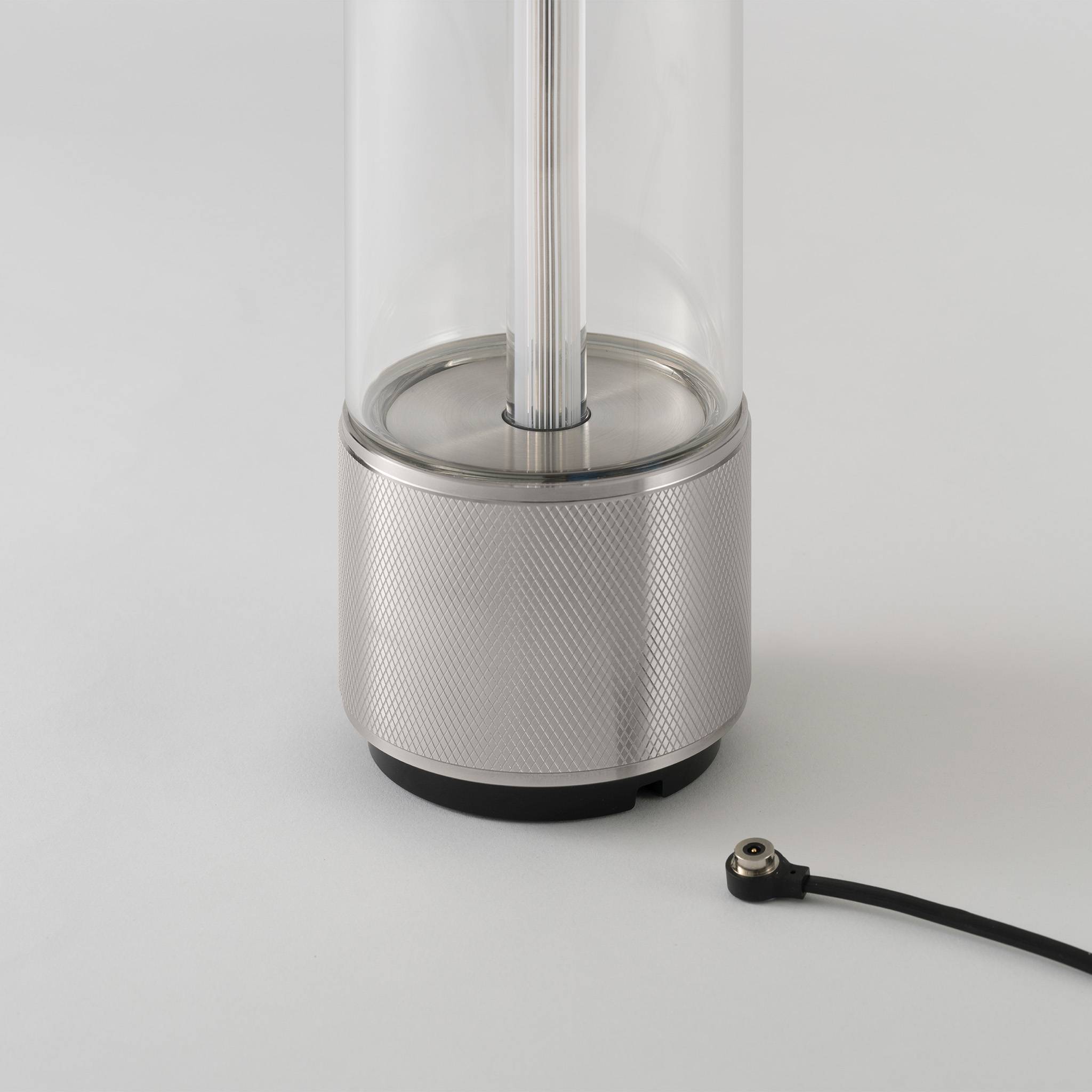 TAKEOUT / PORTABLE TABLE LIGHT