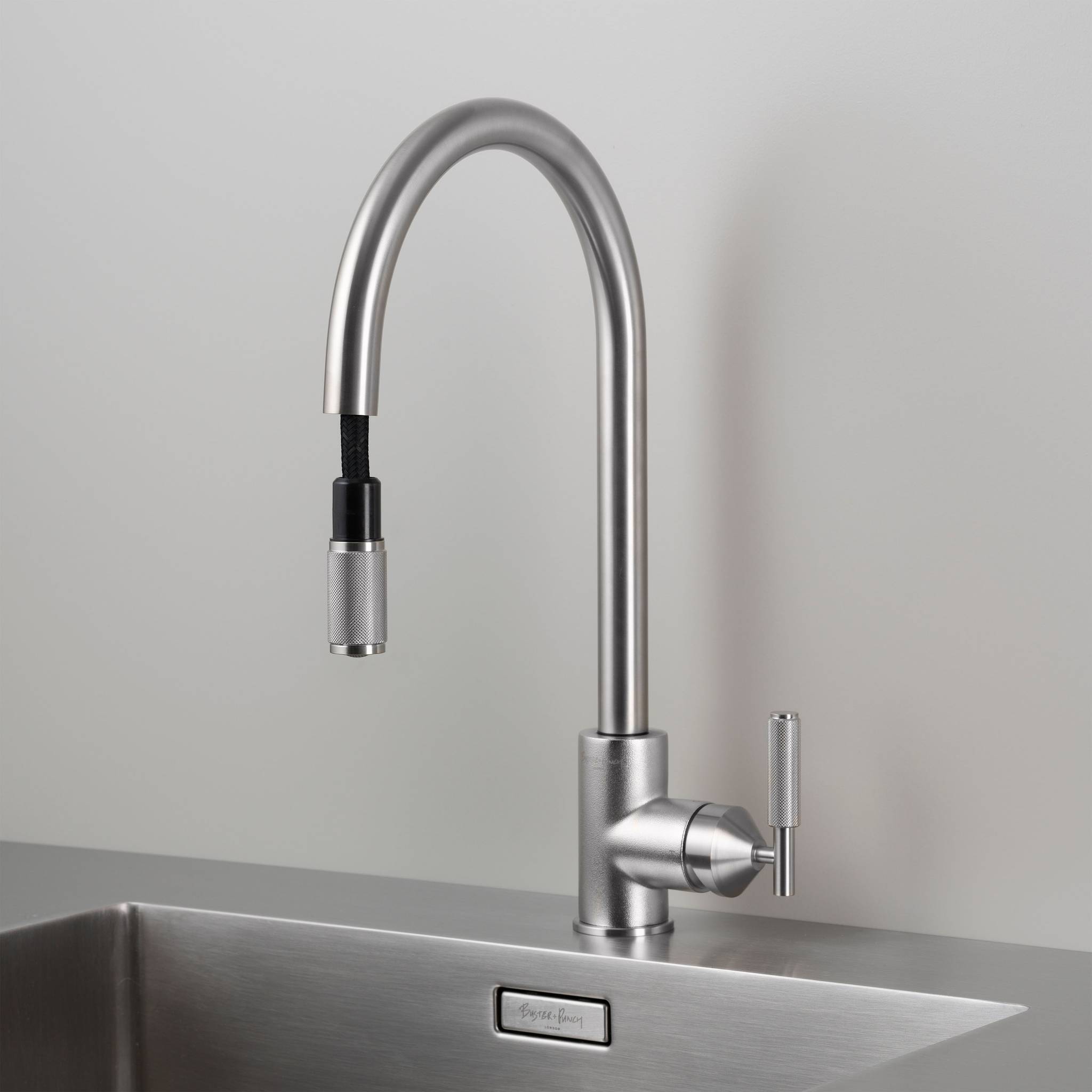 KITCHEN FAUCET / PULL-OUT MIXER  / CROSS