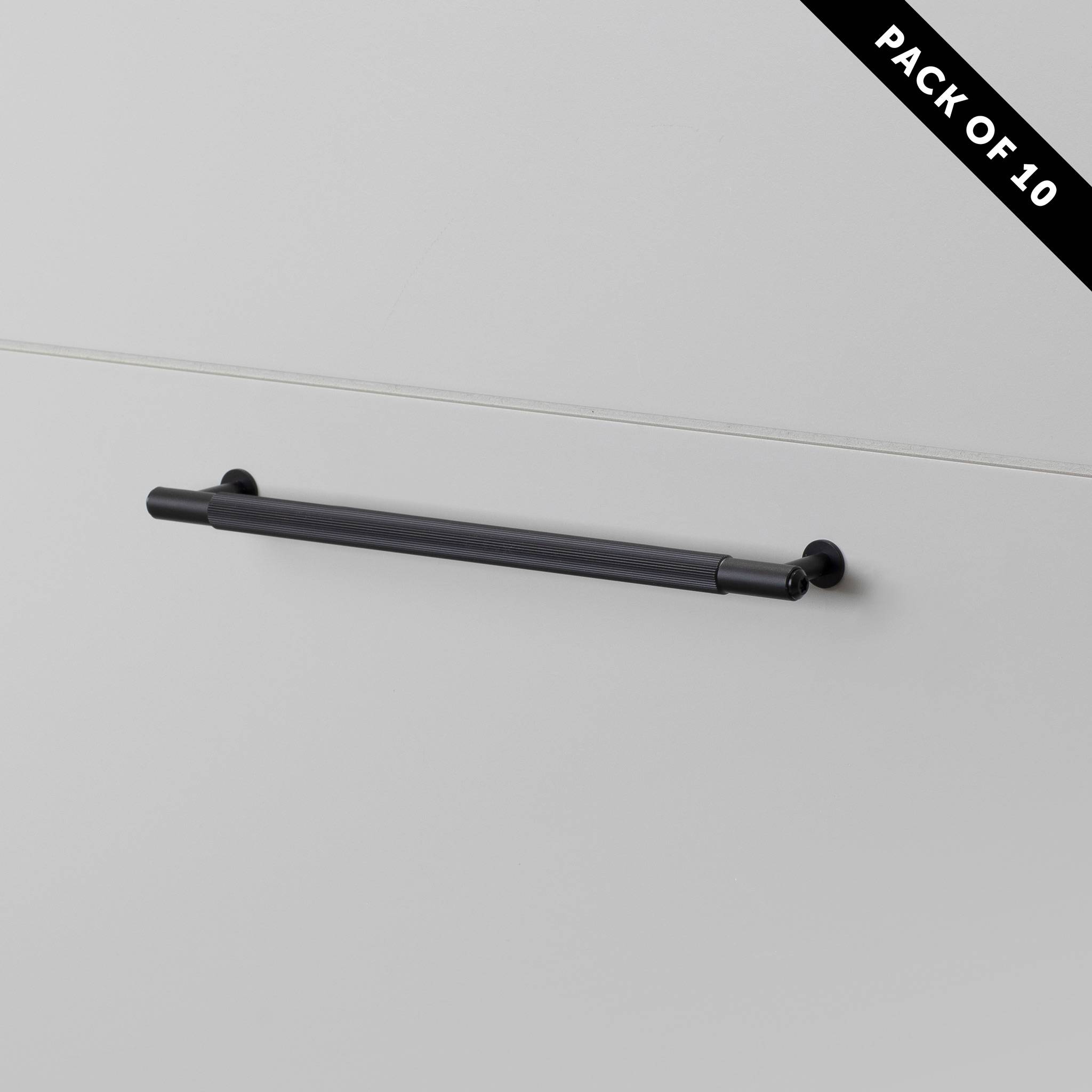 PULL BAR / LINEAR / MEDIUM / PACK OF 10 / TRADE PACK / UNBOXED