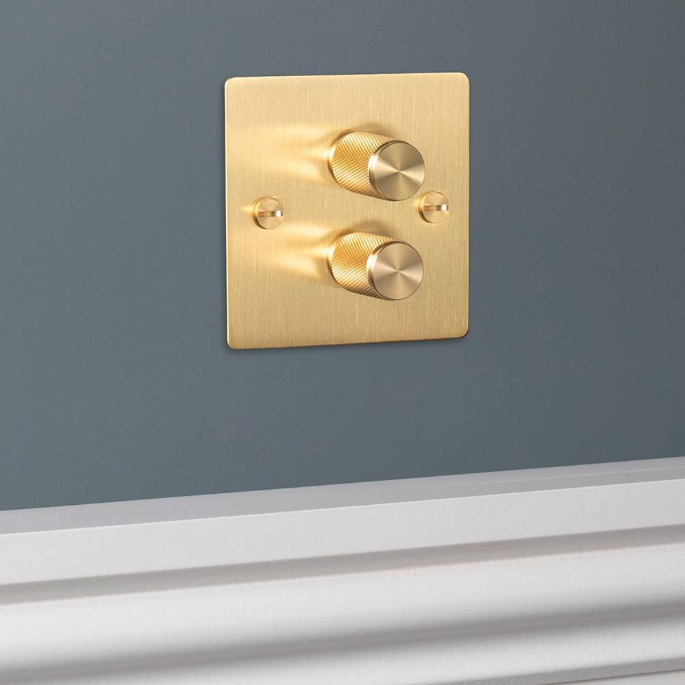 2G DIMMER / 120W / CROSS / BRASS