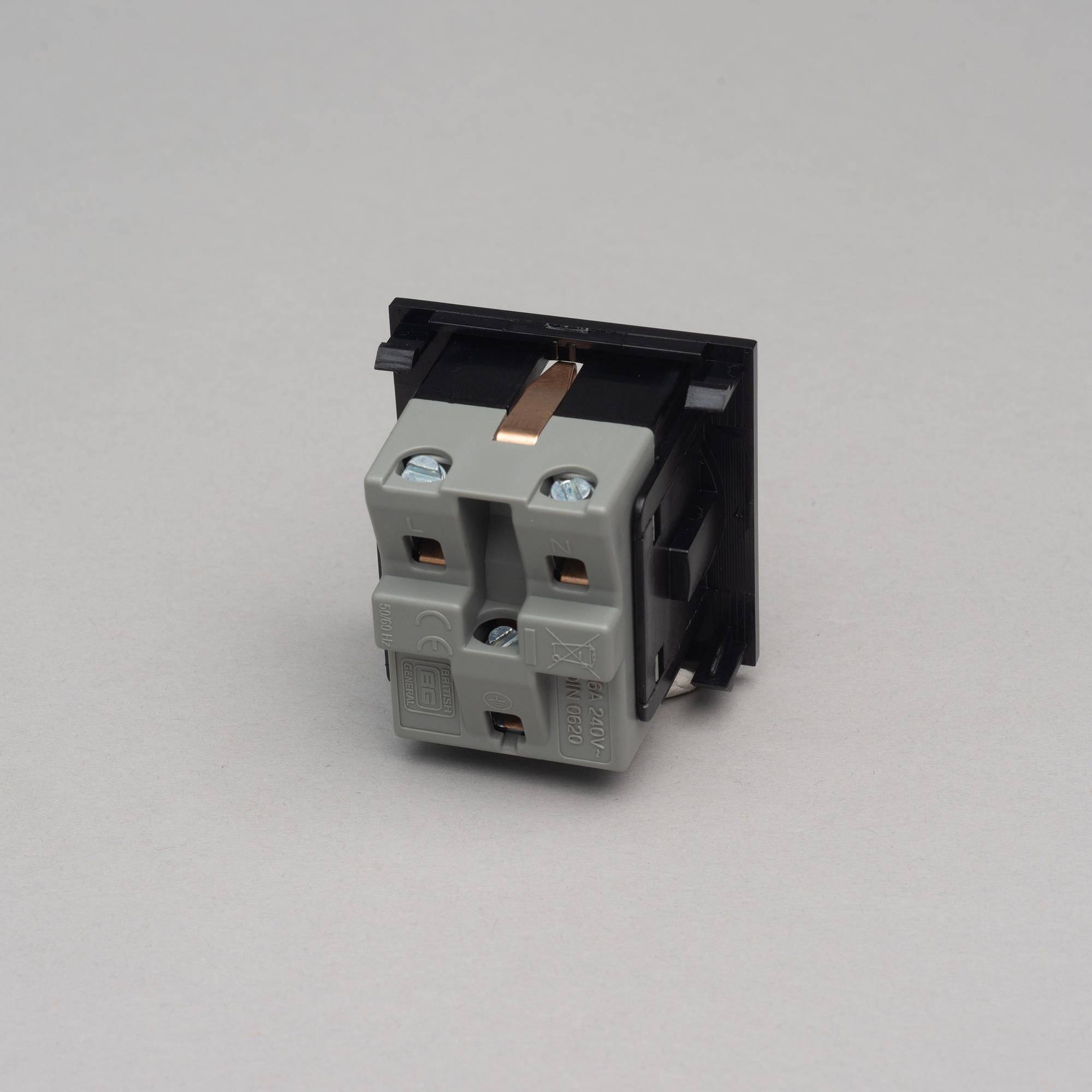 SCHUKO SOCKET MODULE / TYPE F / 50 MM