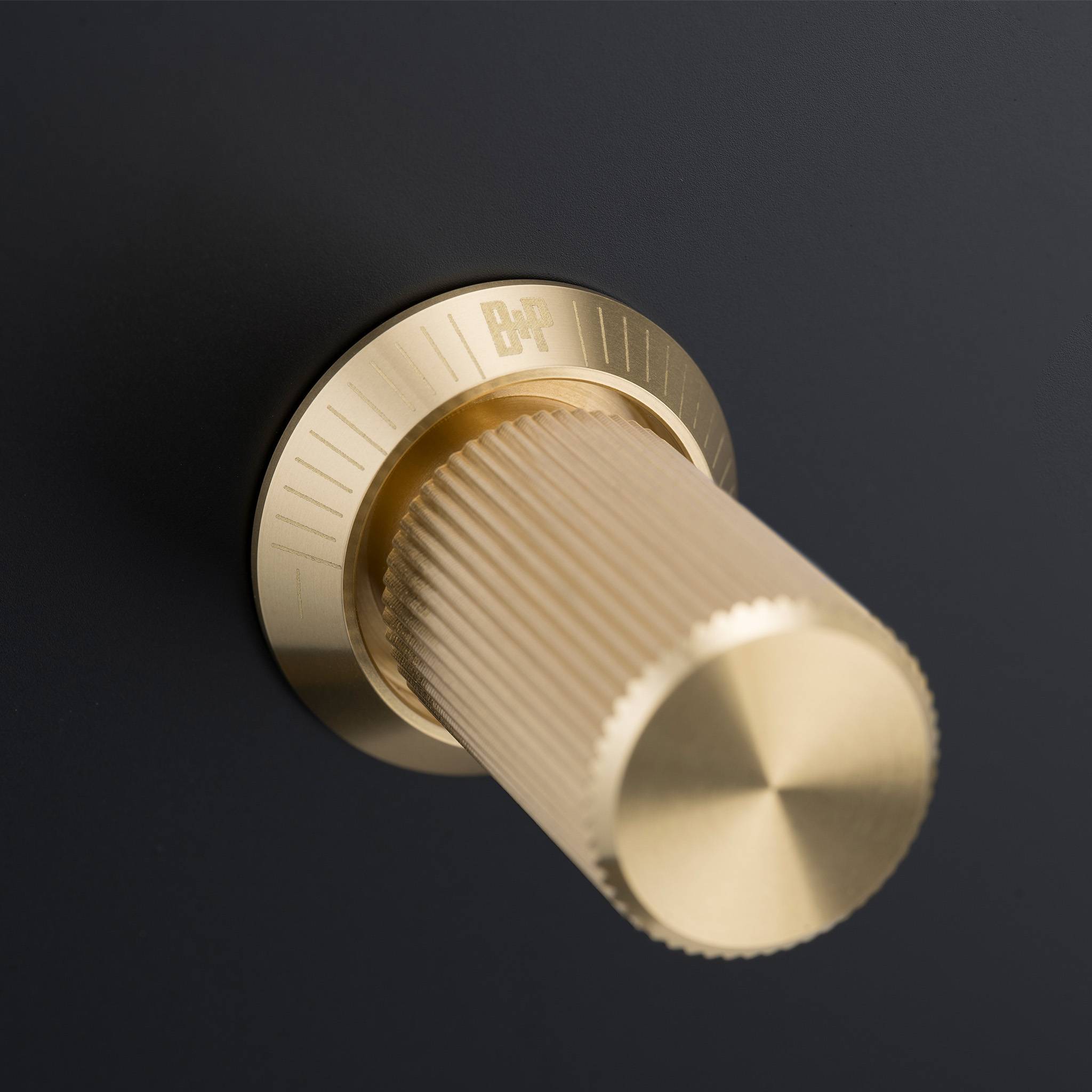 #Finish_BRASS