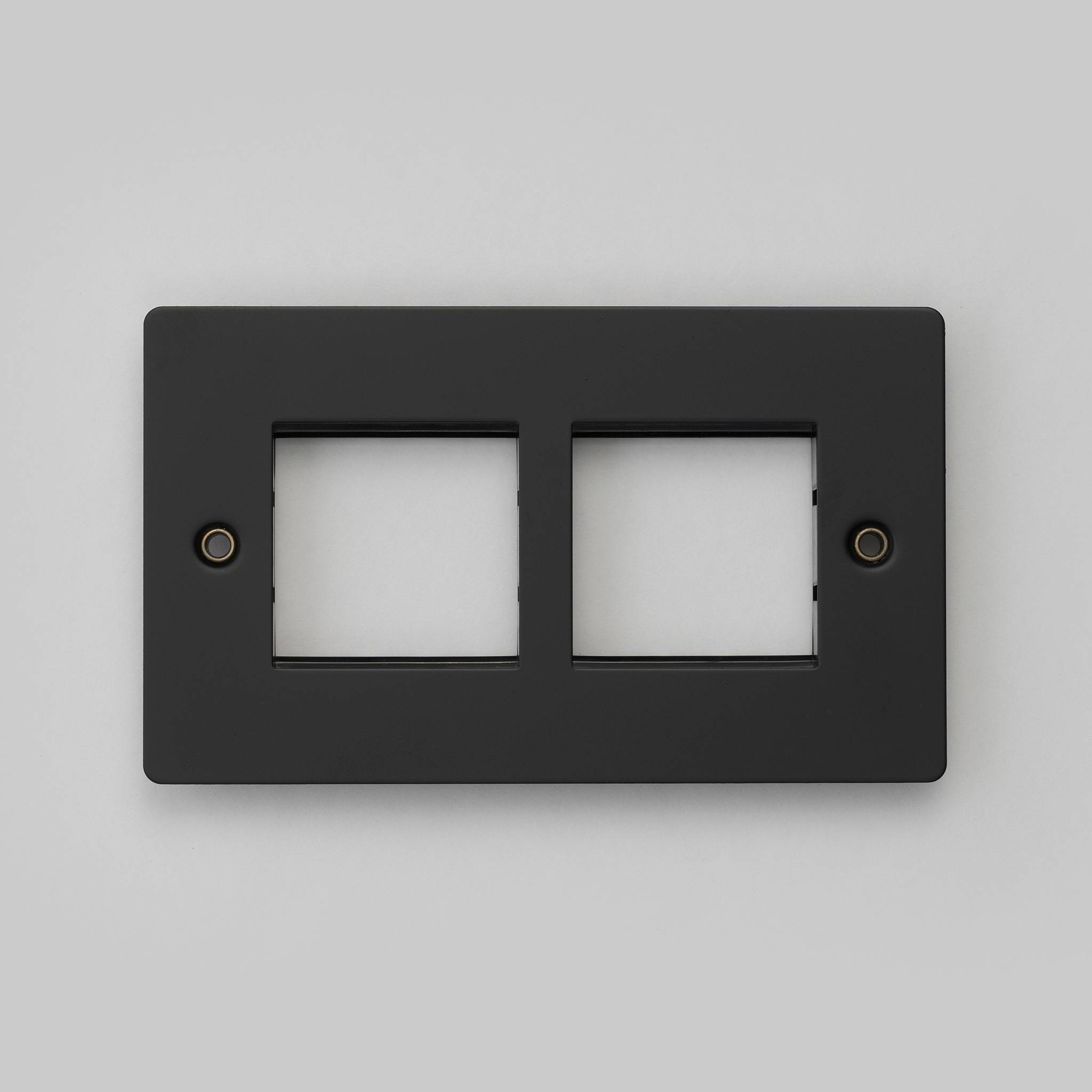 2G WALL PLATE / FOR 2 MODULES 45MM