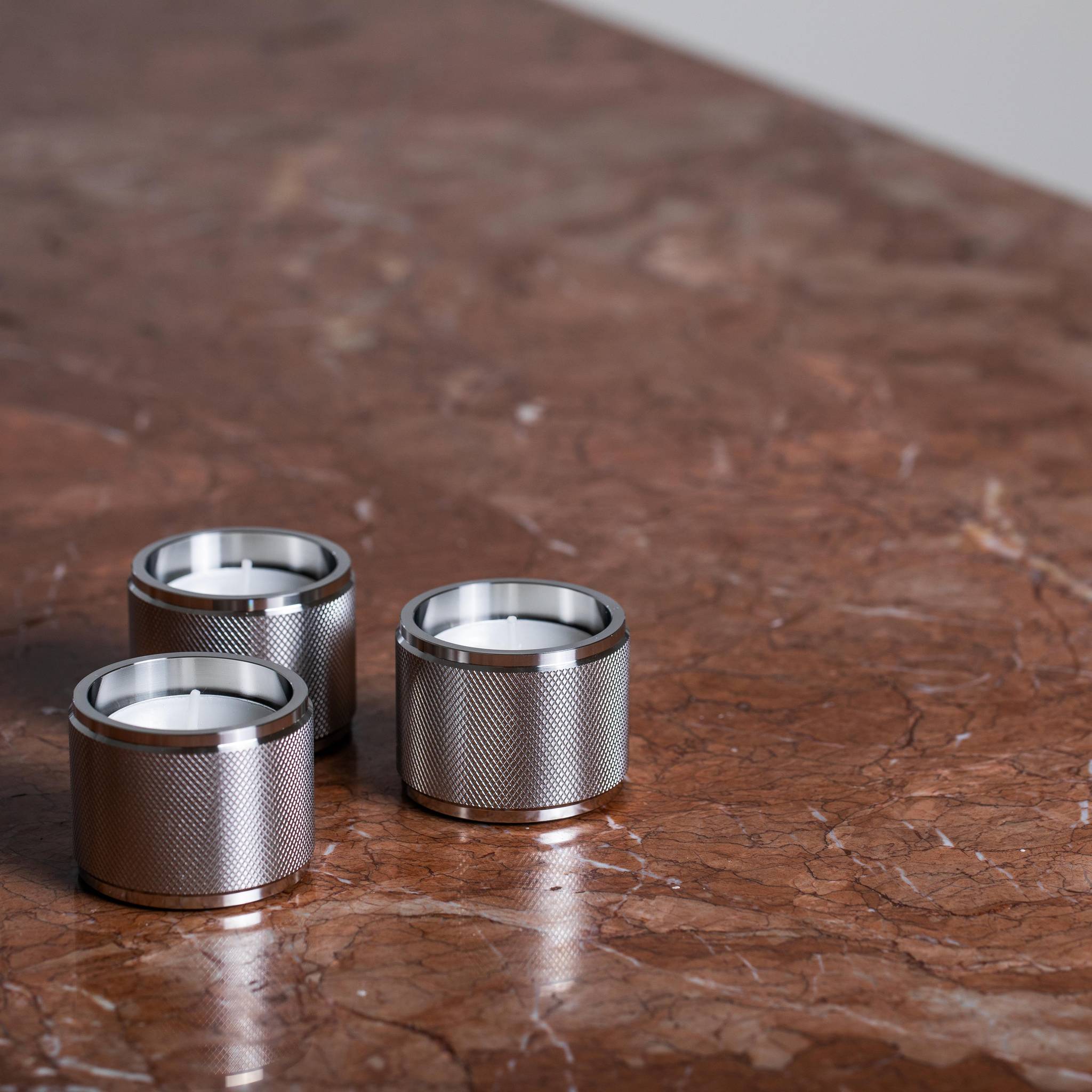 TEALIGHT CANDLE HOLDER / CROSS