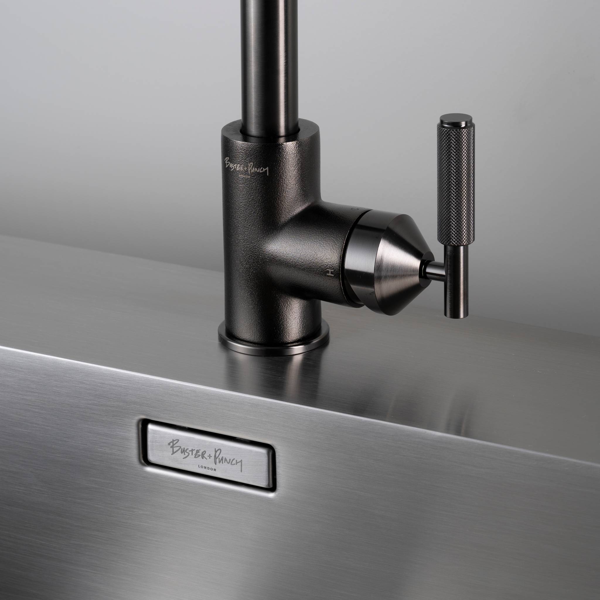 #Finish_GUN METAL