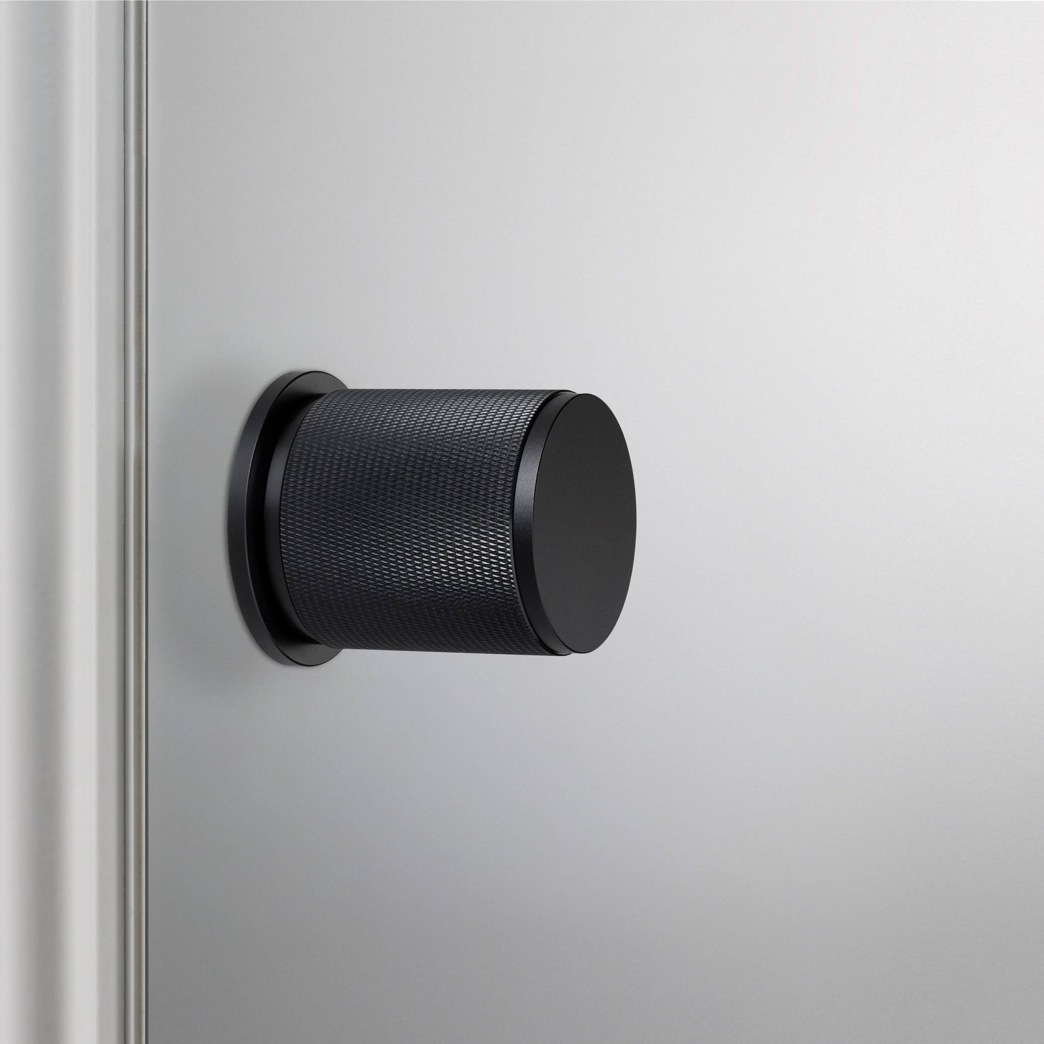 DOOR KNOB / FIXED / SINGLE-SIDED / CROSS
