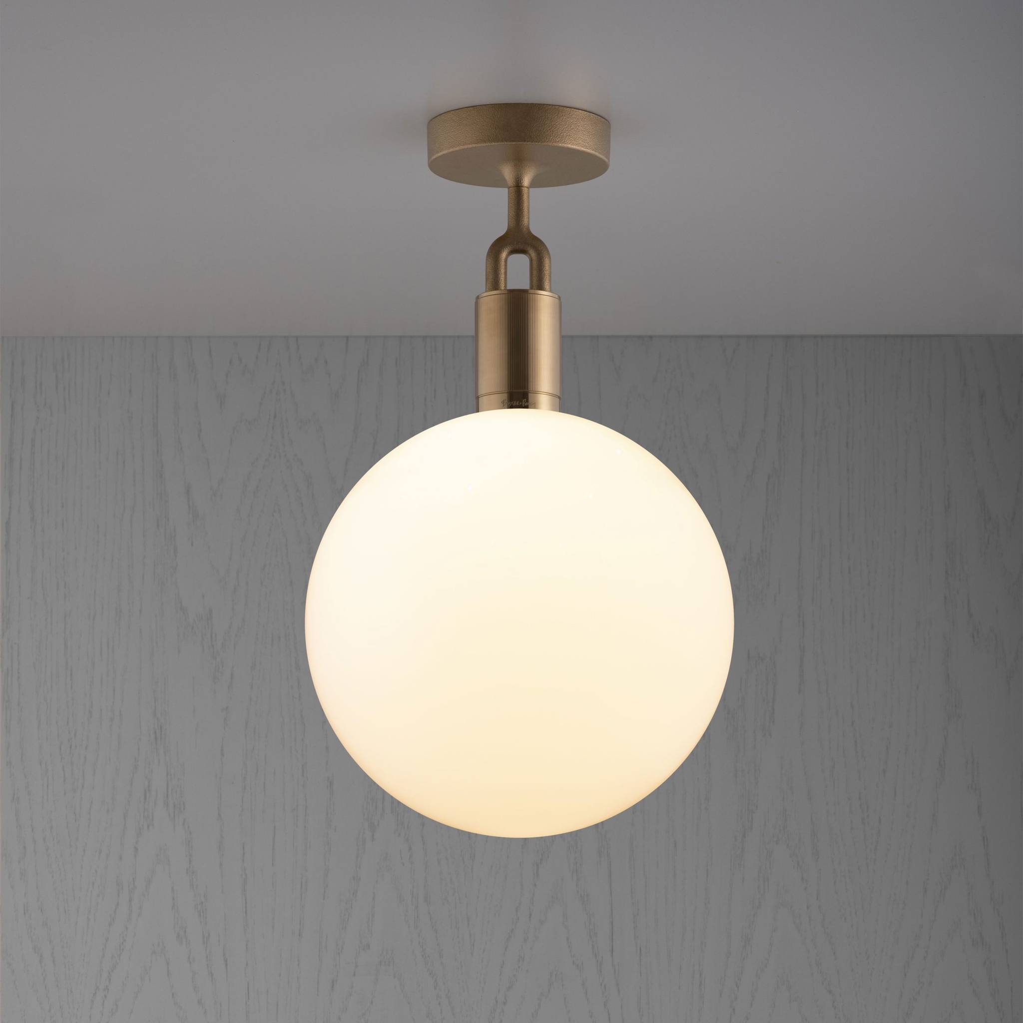 FORKED CEILING / LINEAR / GLOBE / OPAL / LARGE