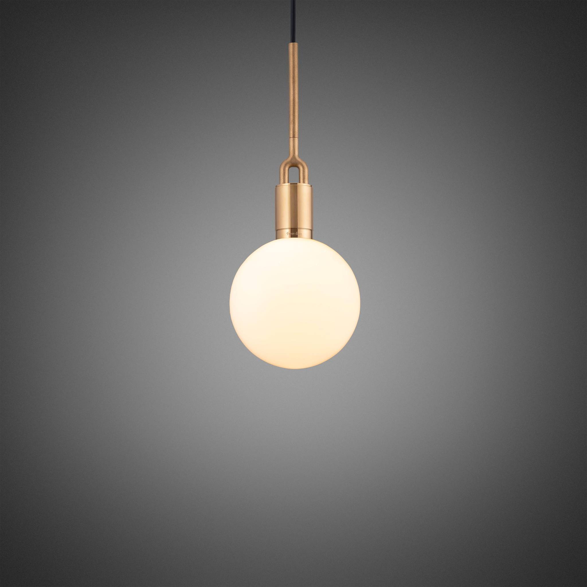 FORKED PENDANT / LINEAR / GLOBE / OPAL / MEDIUM