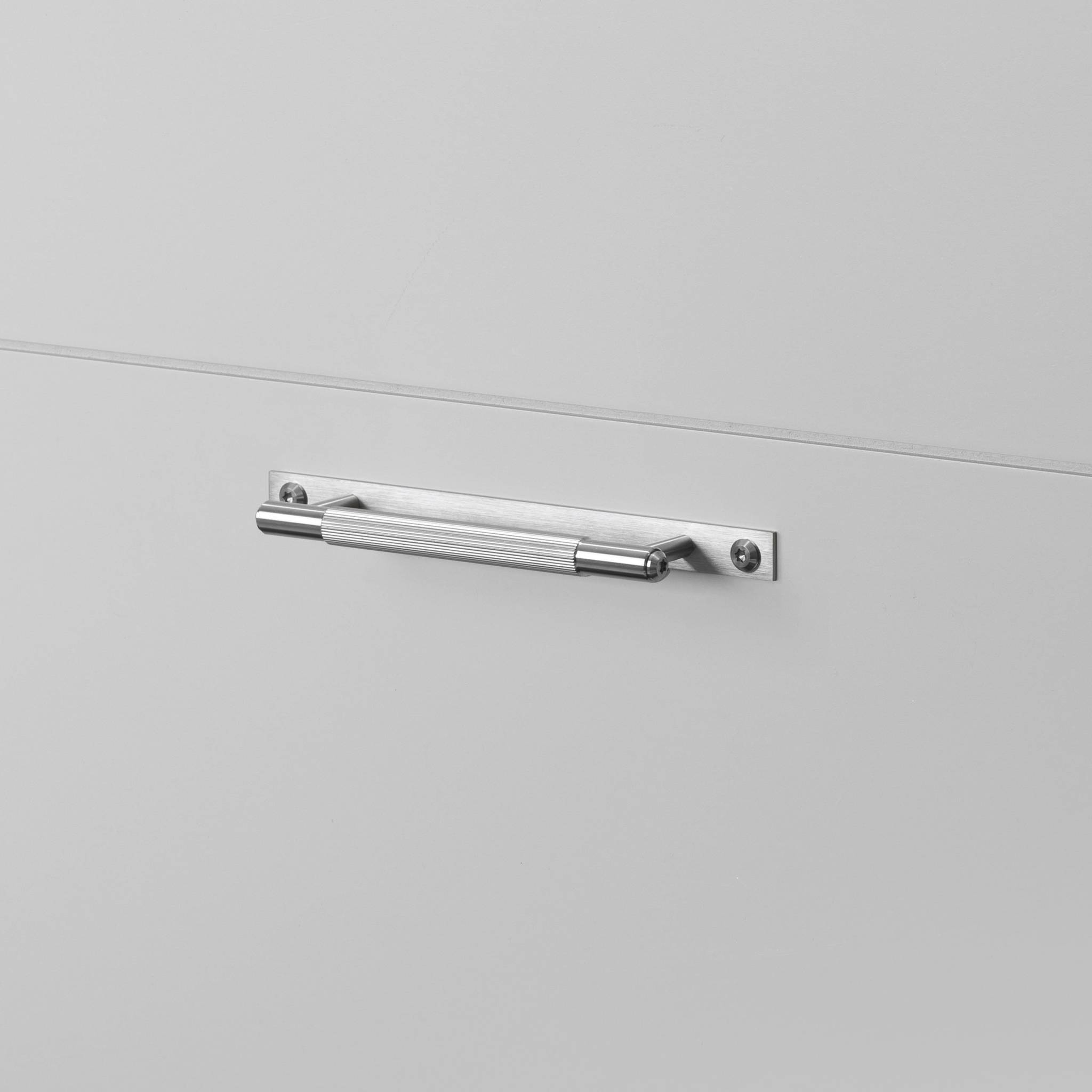 PULL BAR / PLATE / LINEAR