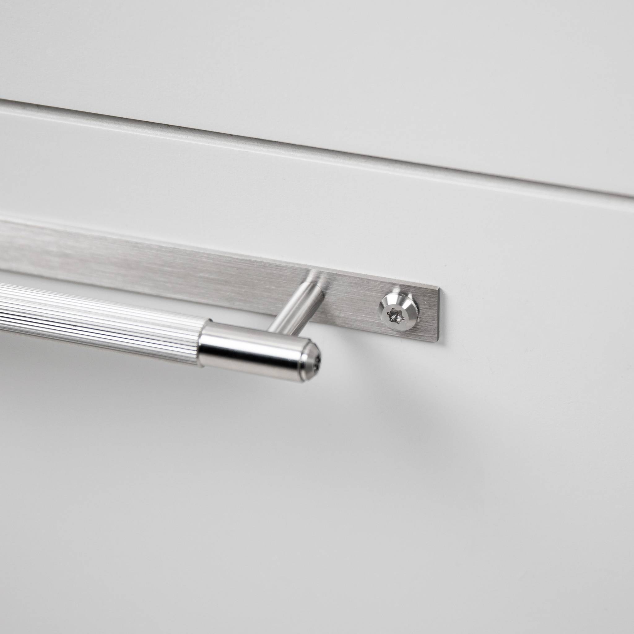 PULL BAR / PLATE / LINEAR