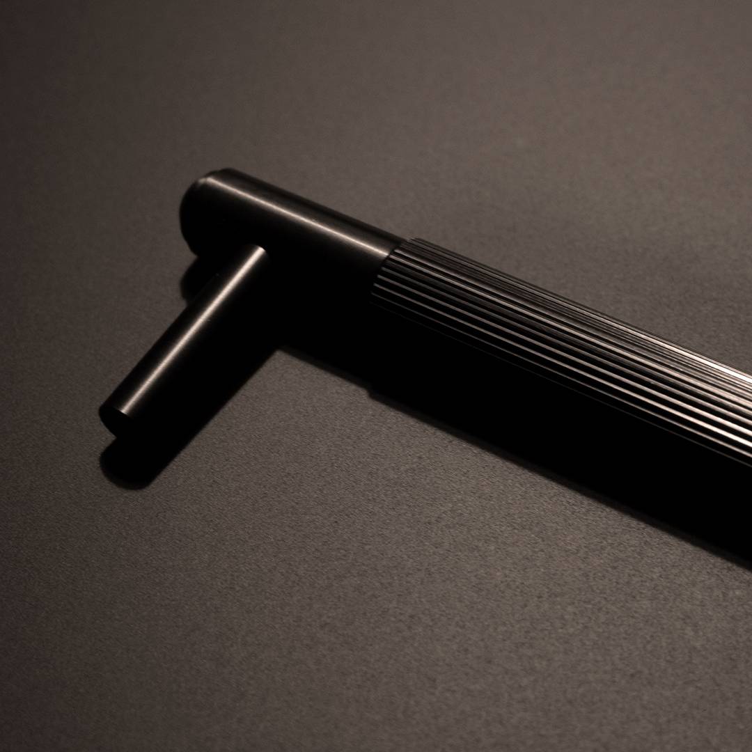 #Finish_GUN METAL