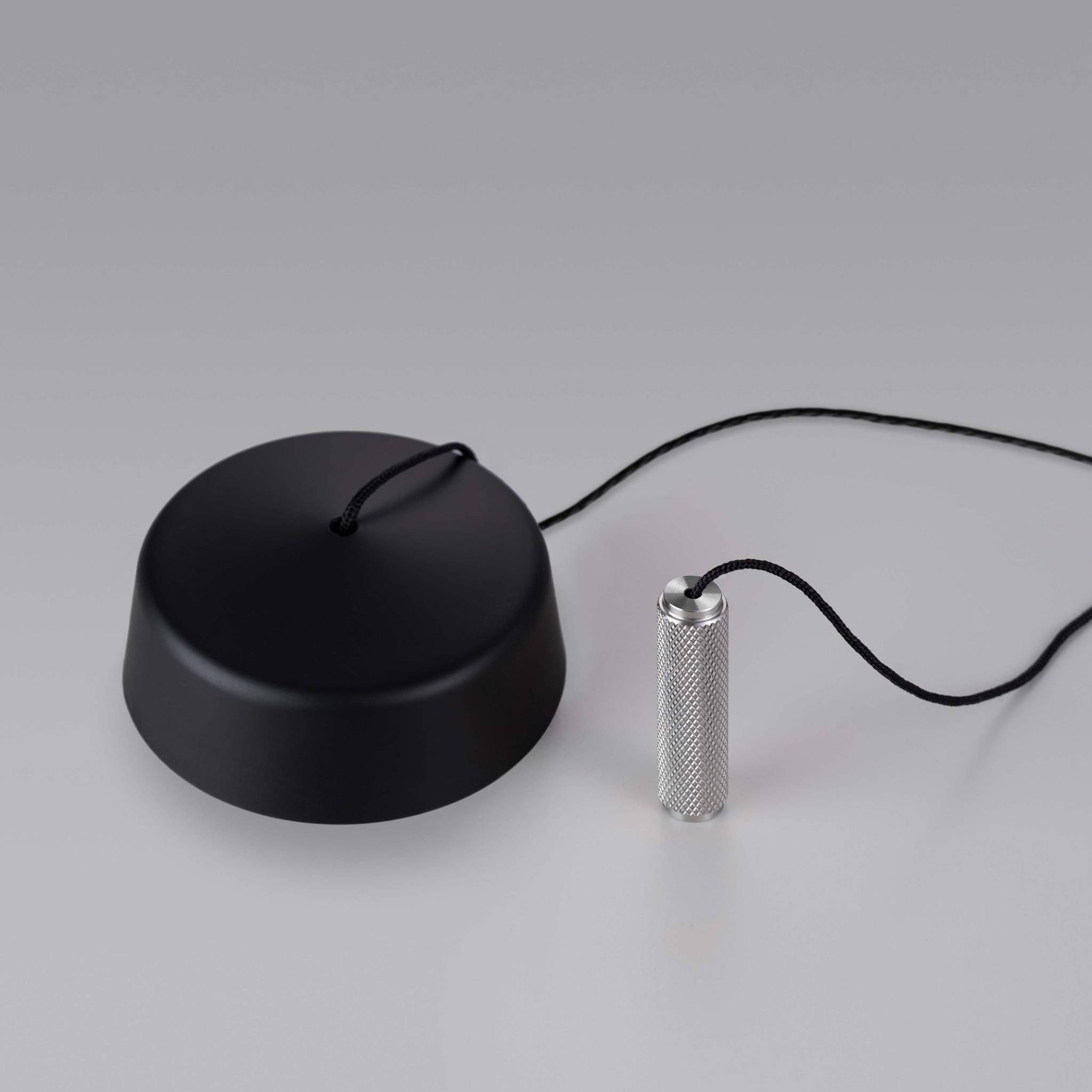 BATHROOM PULL SWITCH / CROSS