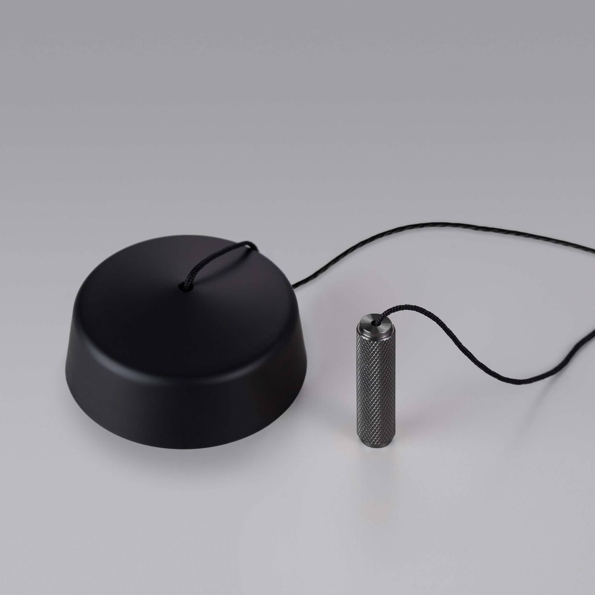 BATHROOM PULL SWITCH / CROSS