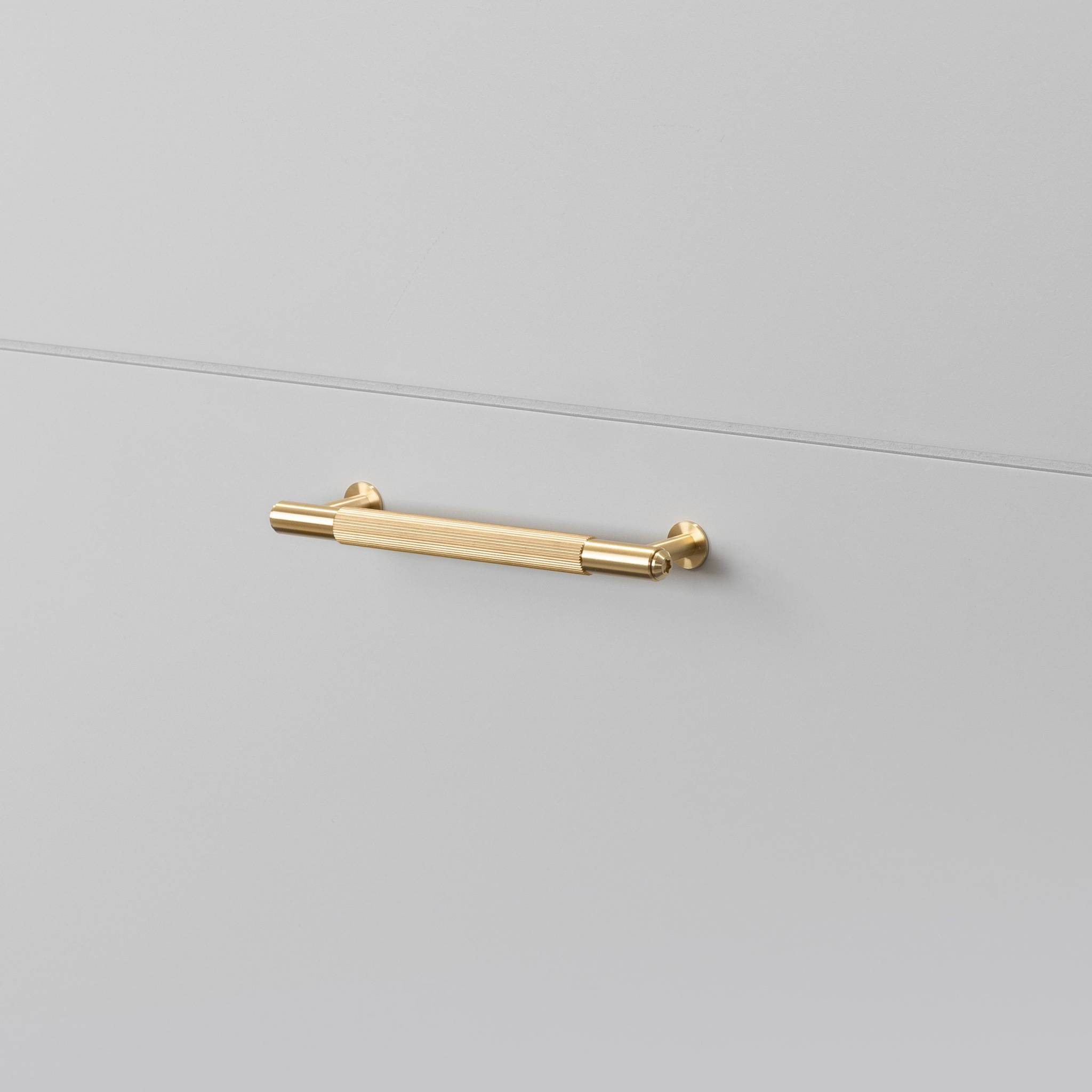 PULL BAR / LINEAR