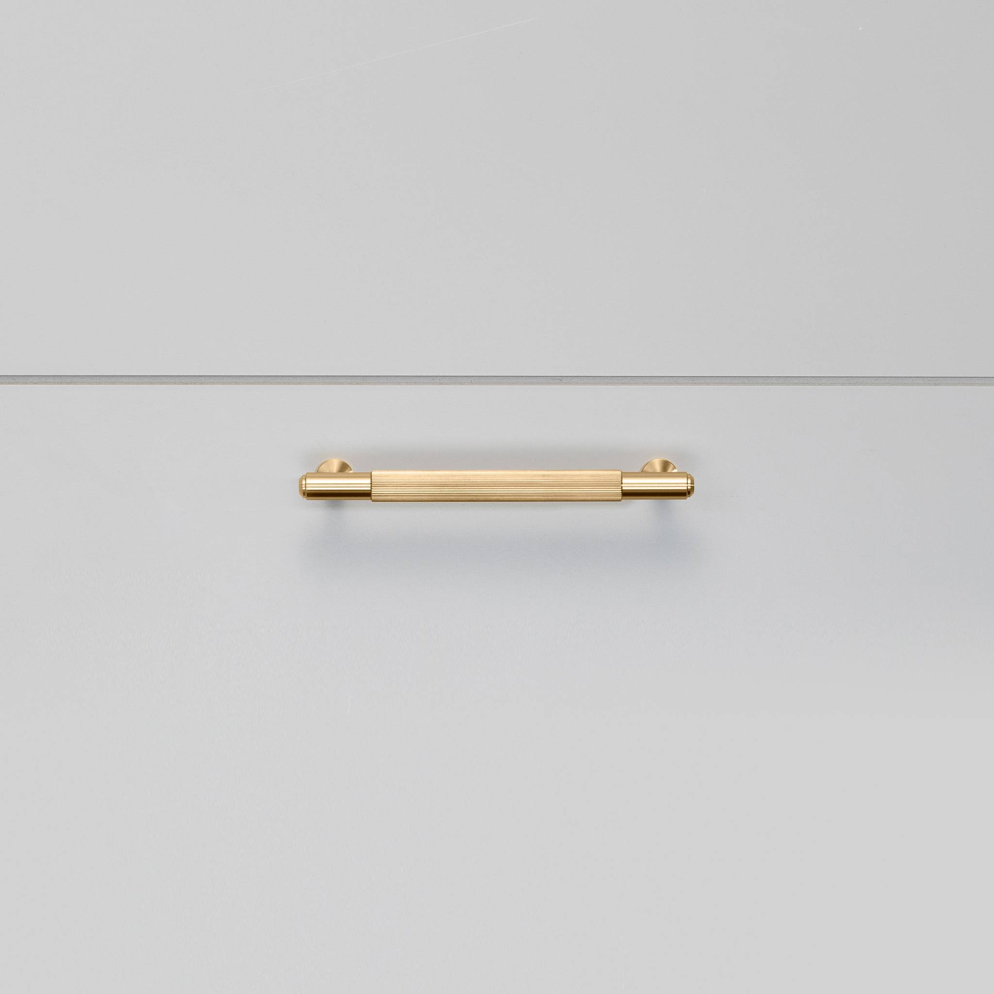 PULL BAR / LINEAR