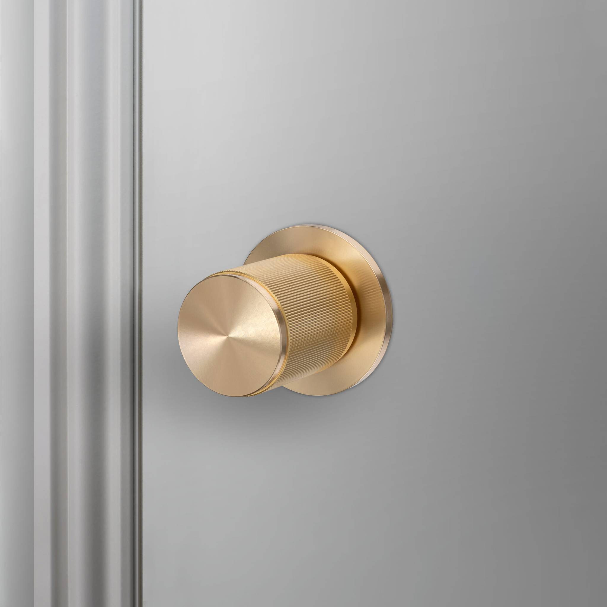 DOOR KNOB / LINEAR