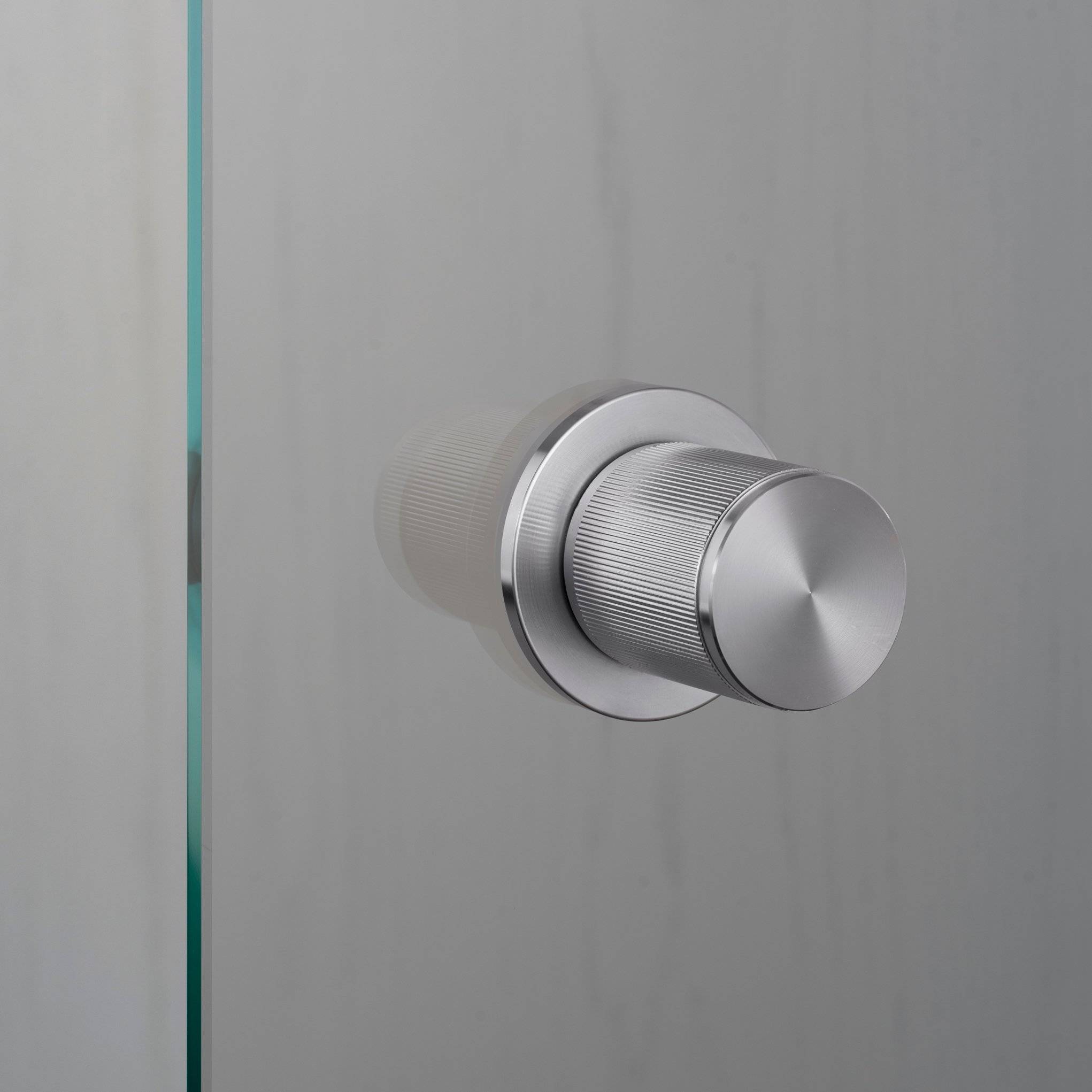 DOOR KNOB / FIXED / SINGLE-SIDED / LINEAR