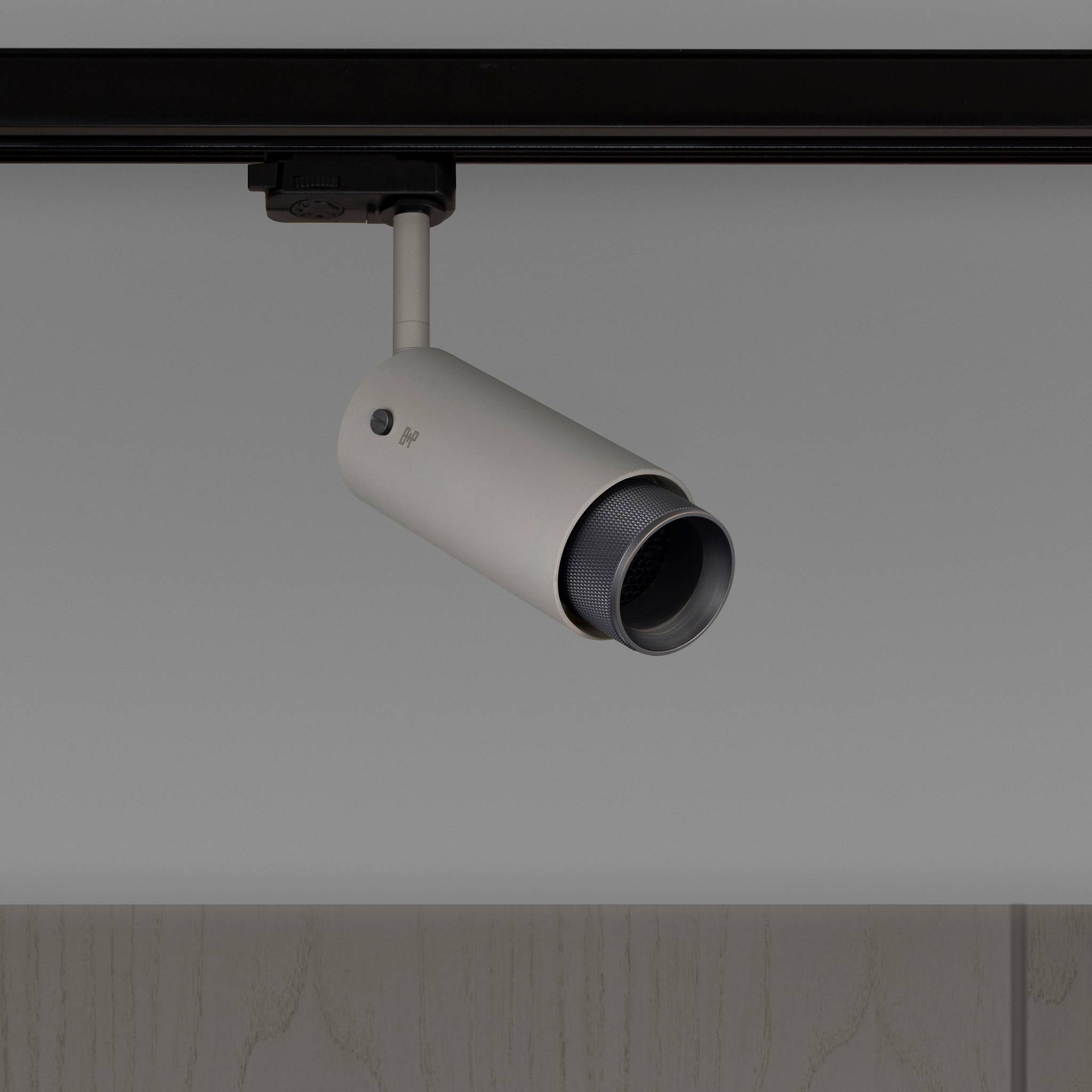 EXHAUST TRACK / CROSS / STONE