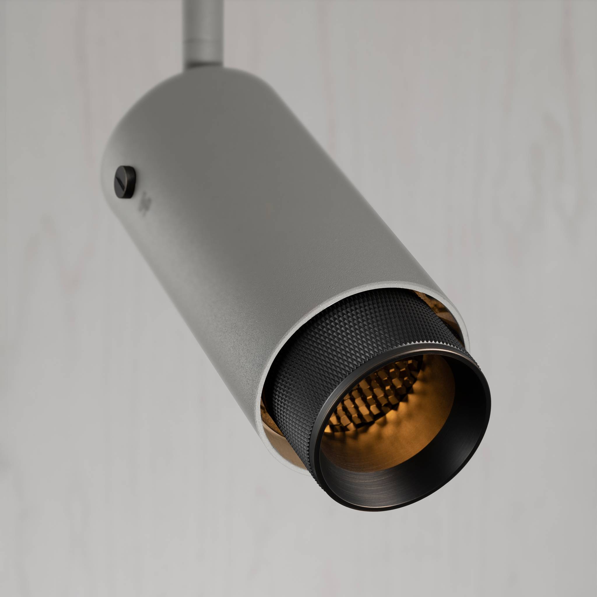 EXHAUST TRACK / CROSS / STONE