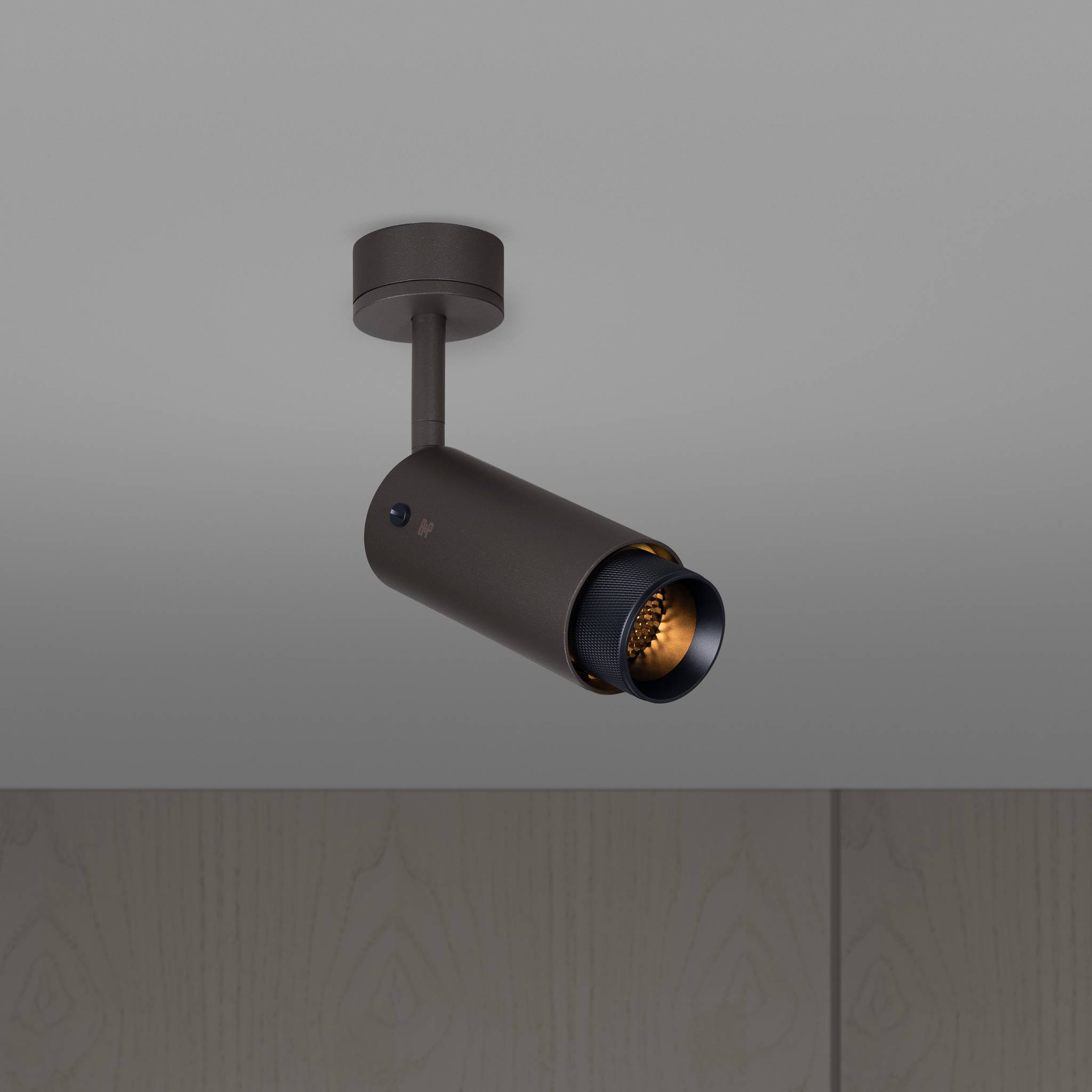 EXHAUST SPOT / CROSS / GRAPHITE