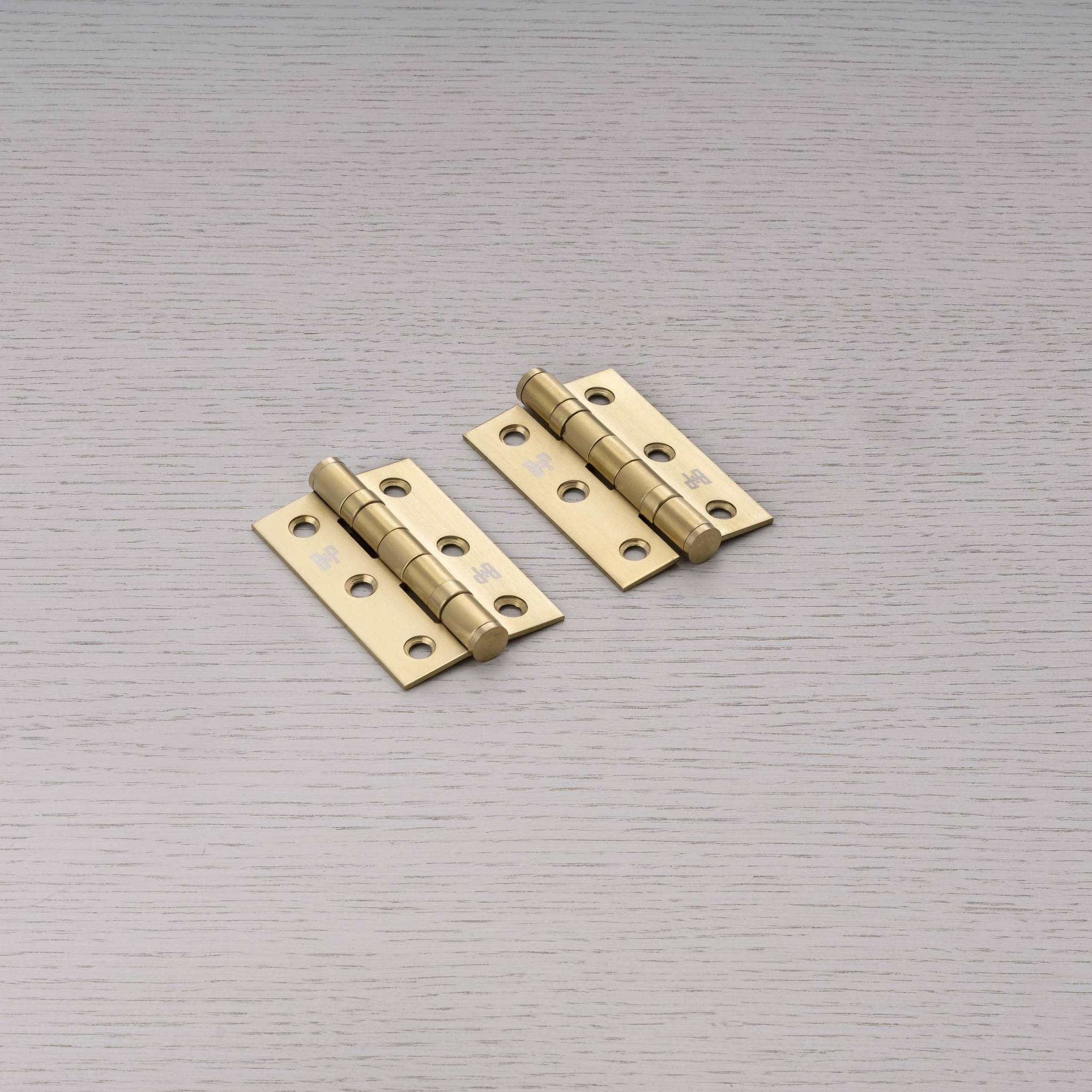 DOOR HINGE / SET OF 2 / 76 X 51 X 2 MM