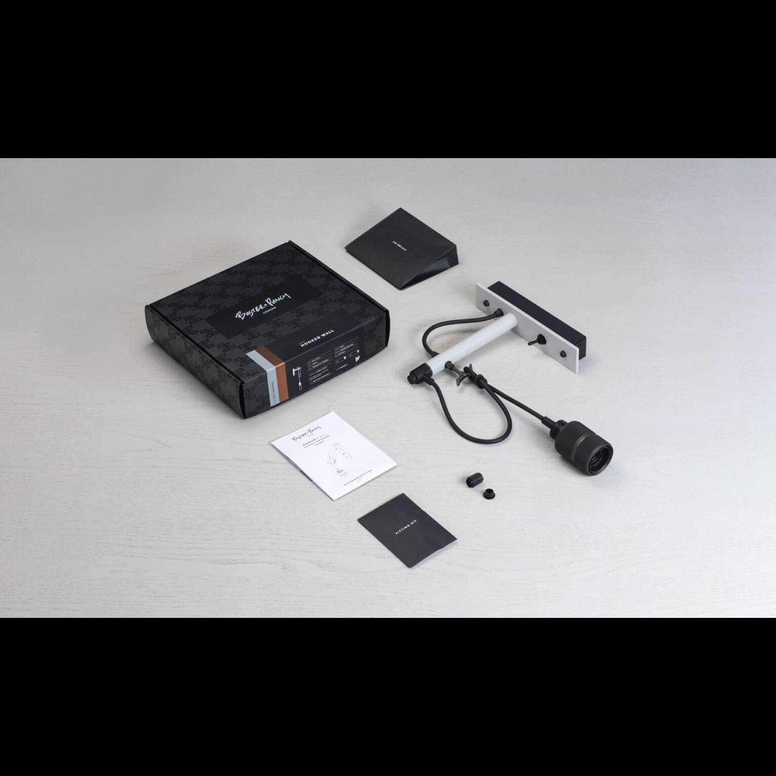 HOOKED WALL / CROSS / NUDE / STONE