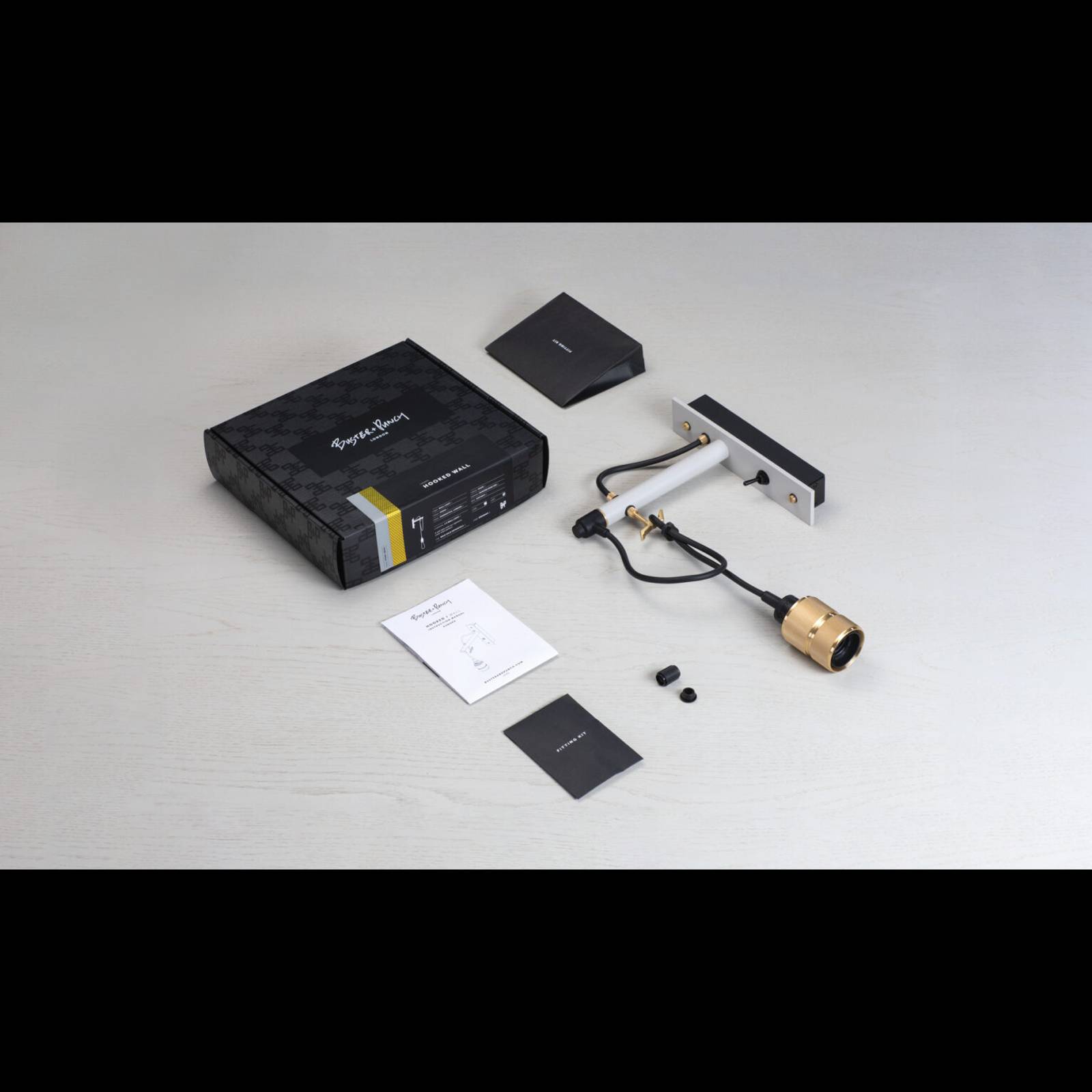 HOOKED WALL / CROSS / NUDE / STONE