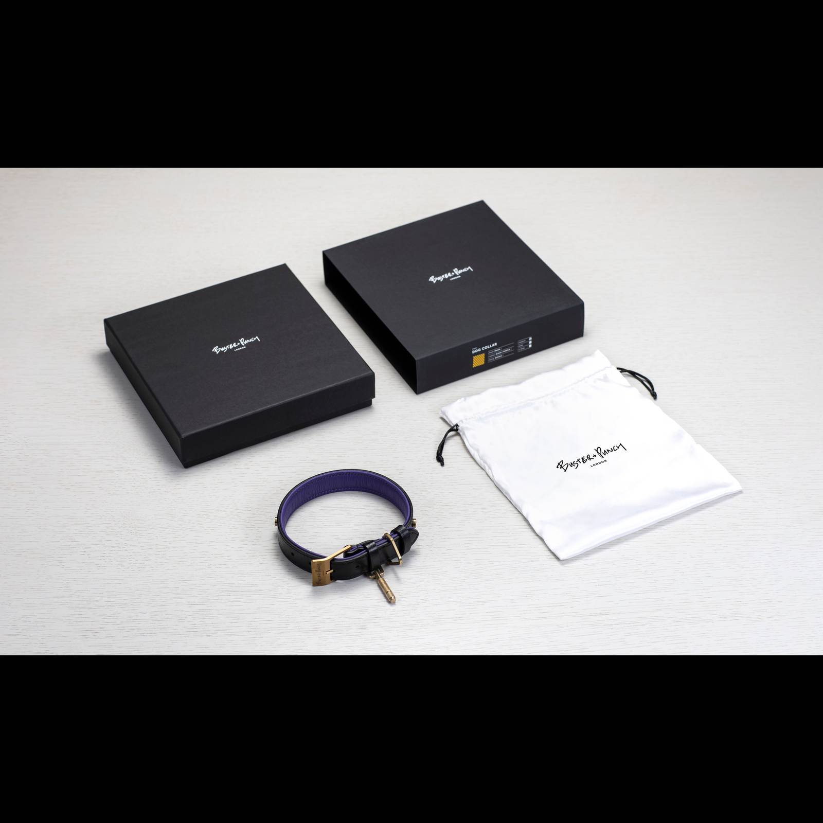 DOG COLLAR / CROSS / BLACK / PURPLE