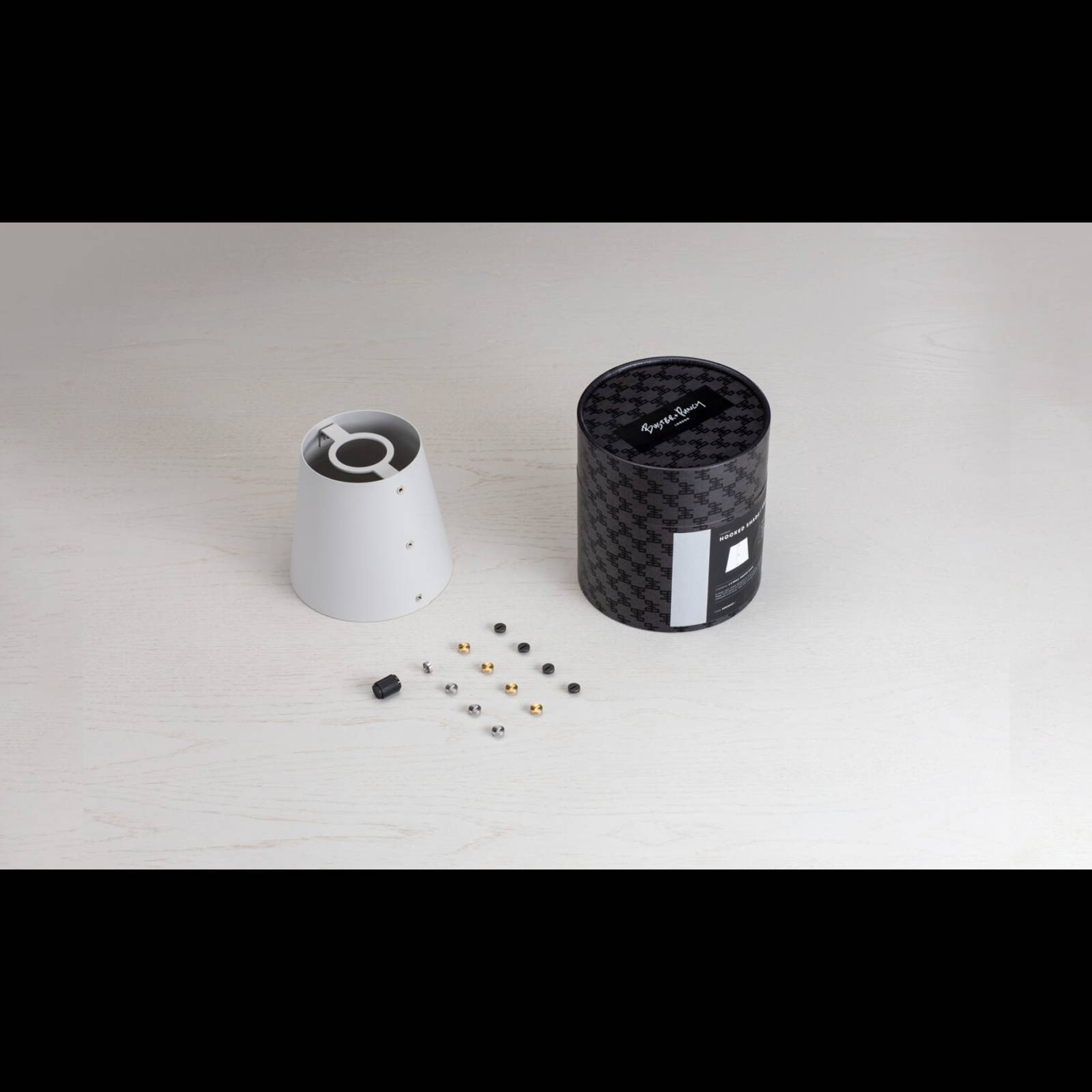 HOOKED SHADE / SMALL / STONE