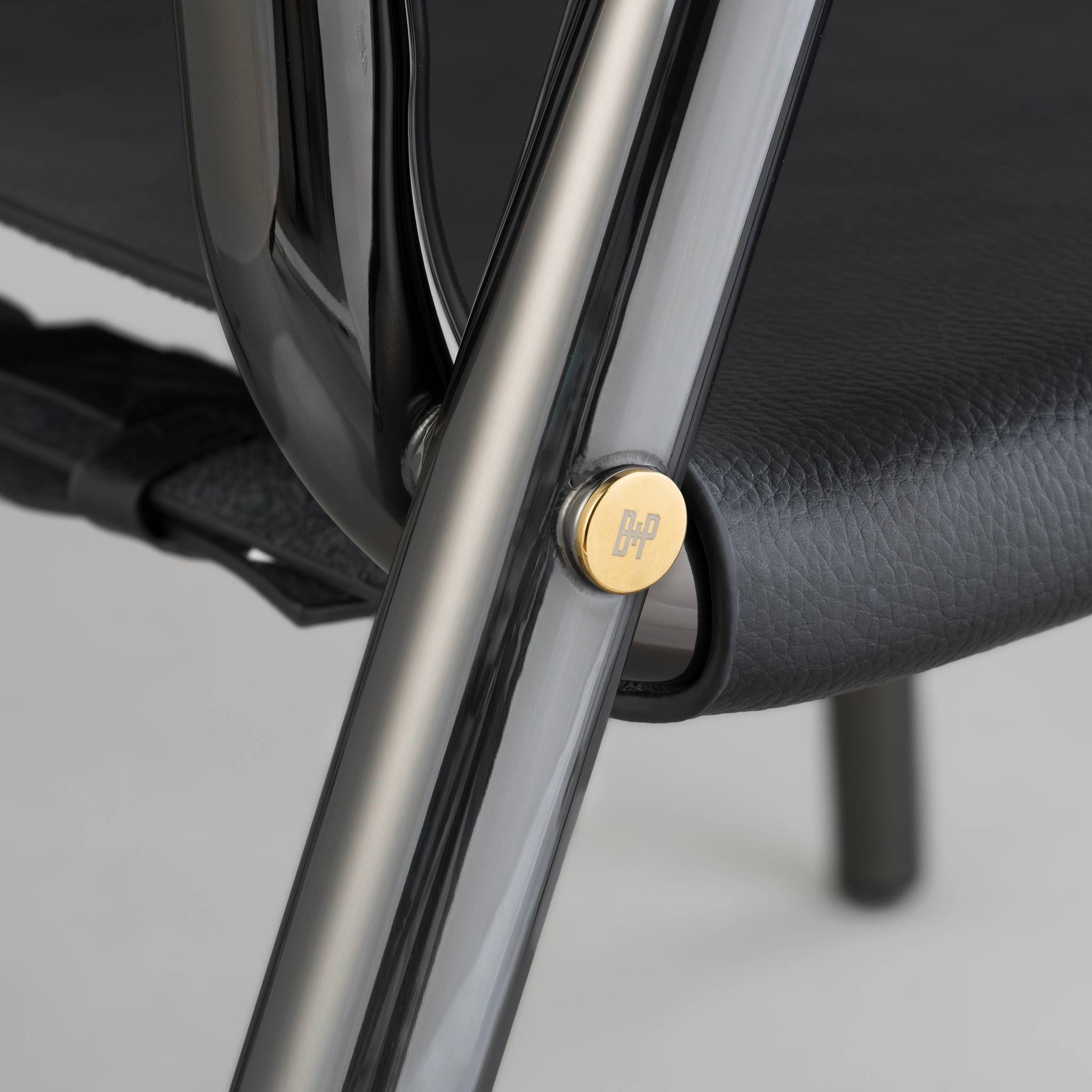 THE CHOPPER CHAIR