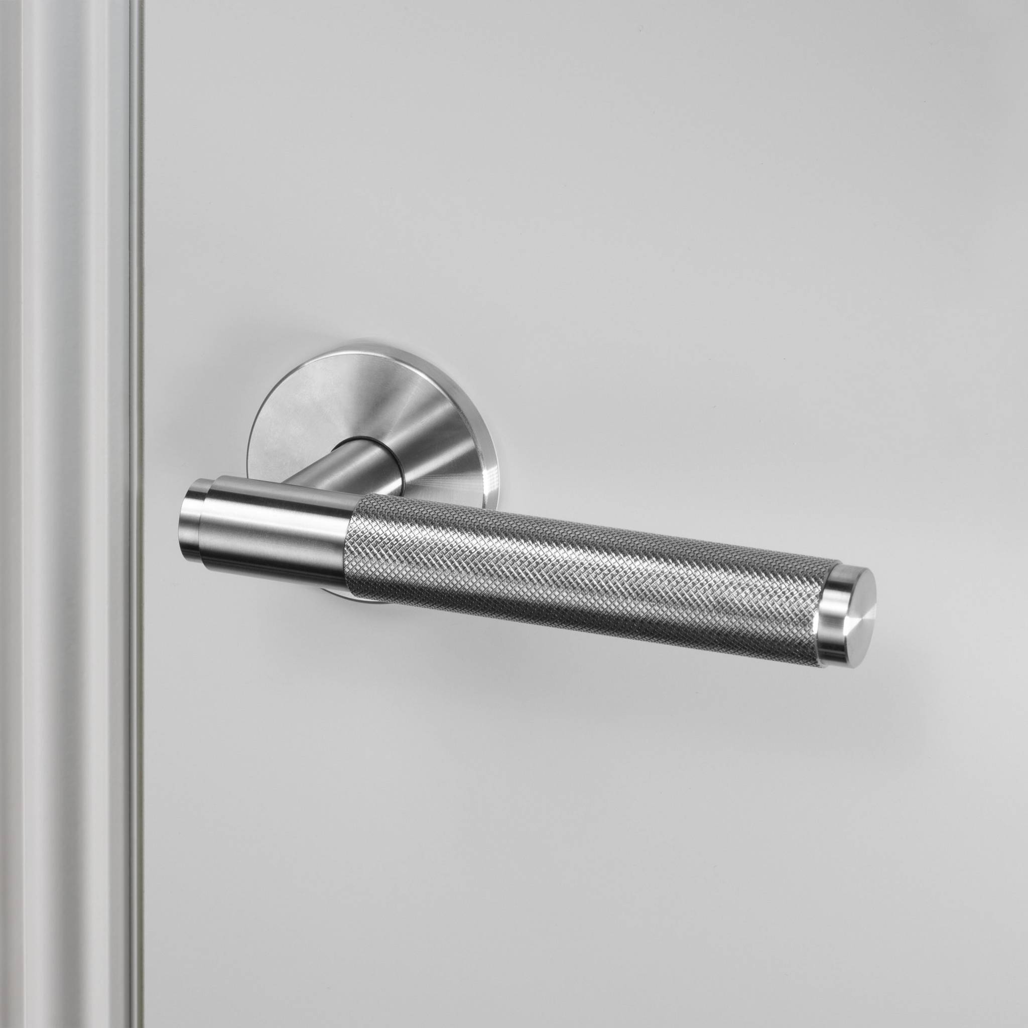 DOOR HANDLE SET / CROSS / SPRUNG
