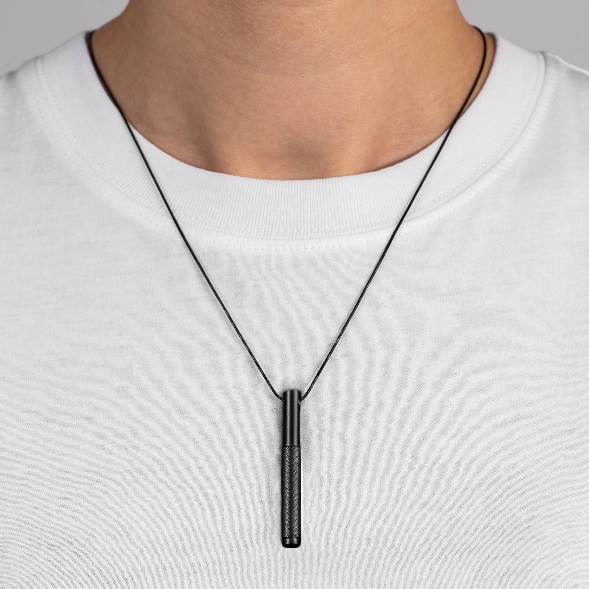 NECKLACE / VERTICAL