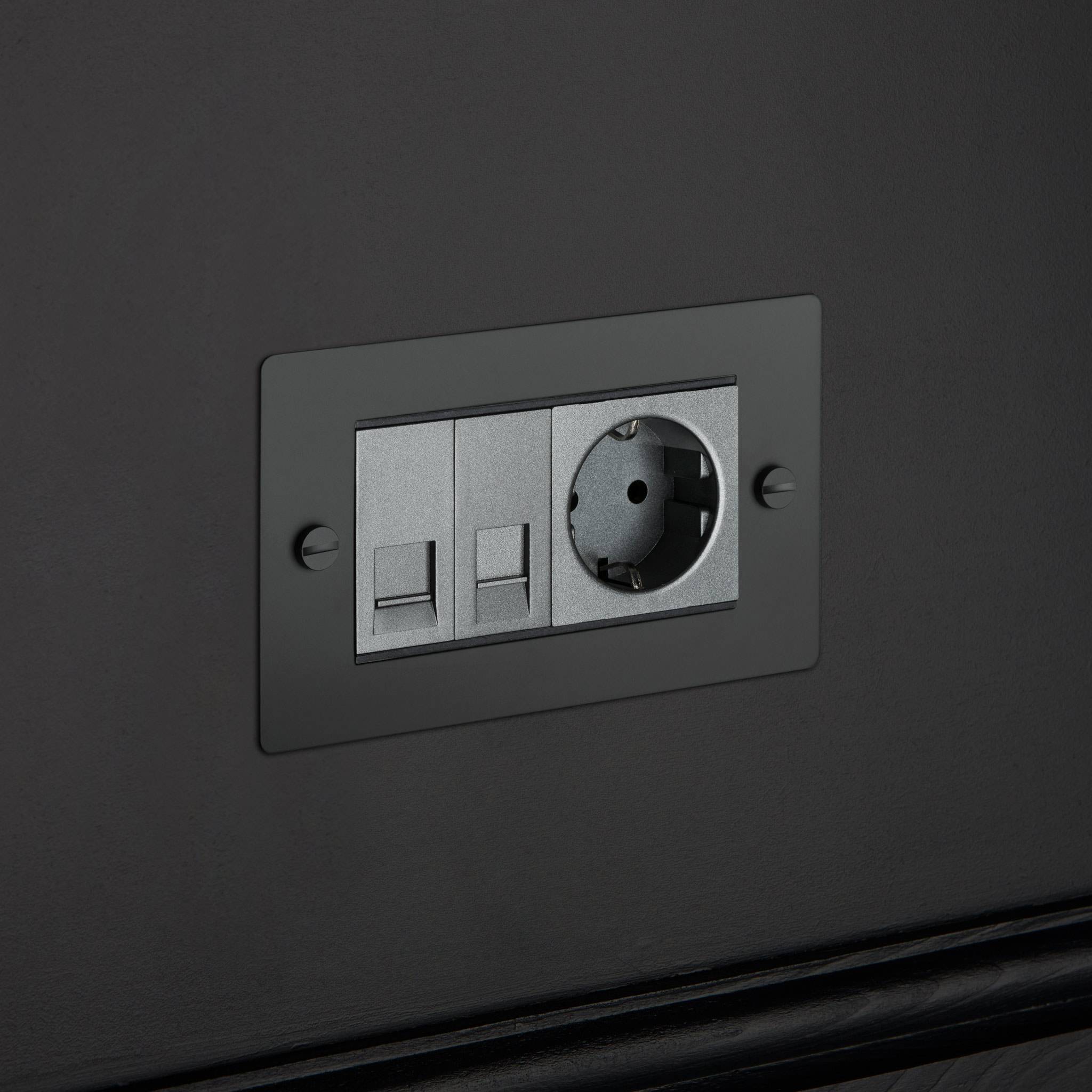 2G EURO PLATE / 4 MODULE