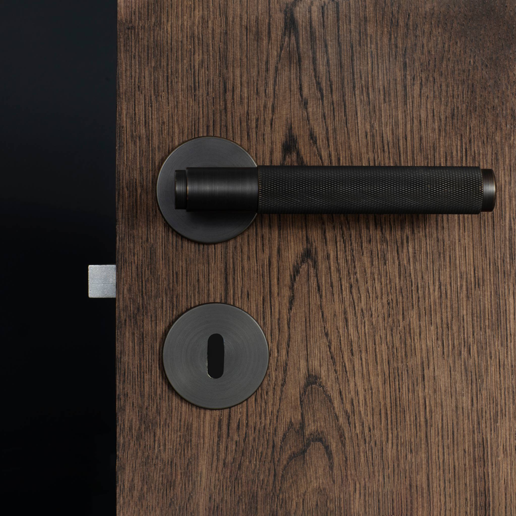 DOOR HANDLE SET / CROSS / SPRUNG