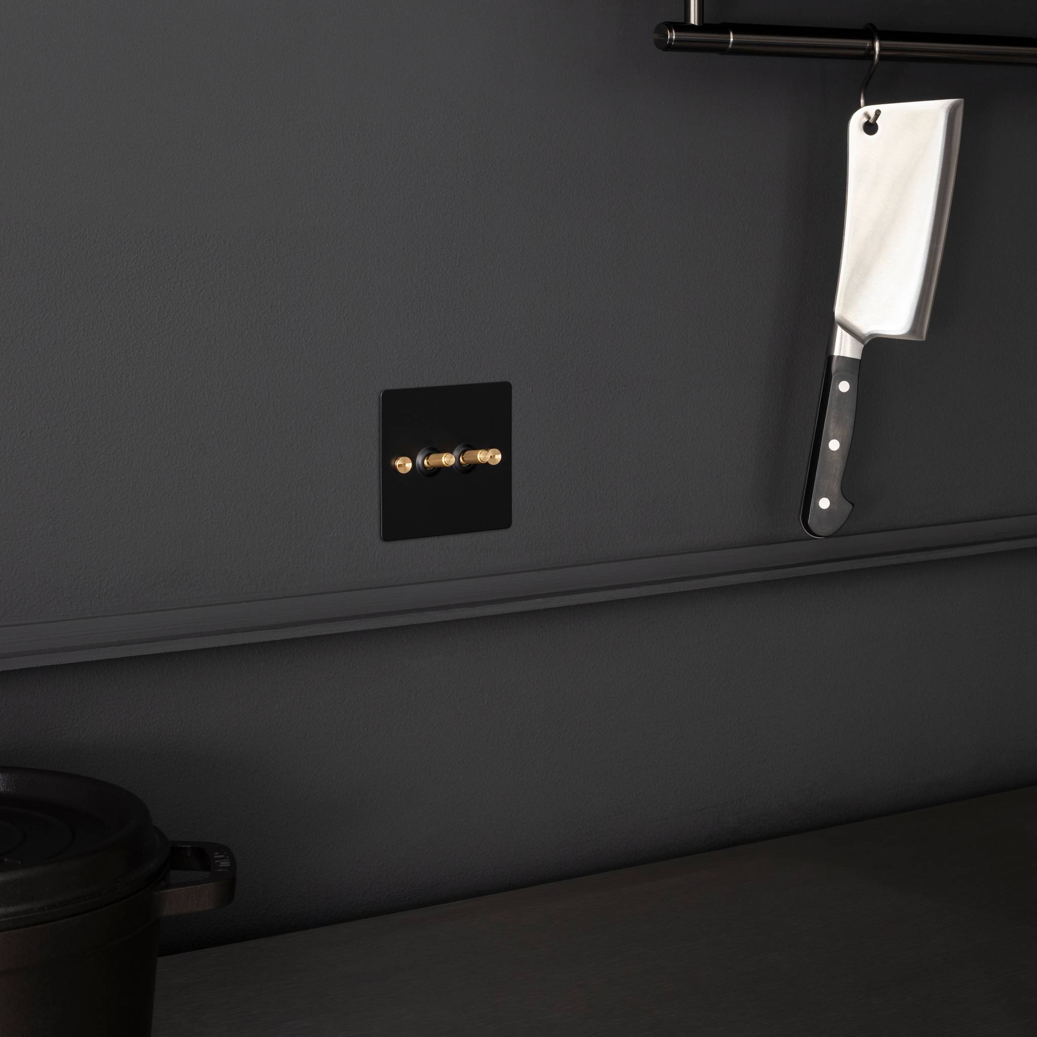 2G TOGGLE / CROSS / BLACK